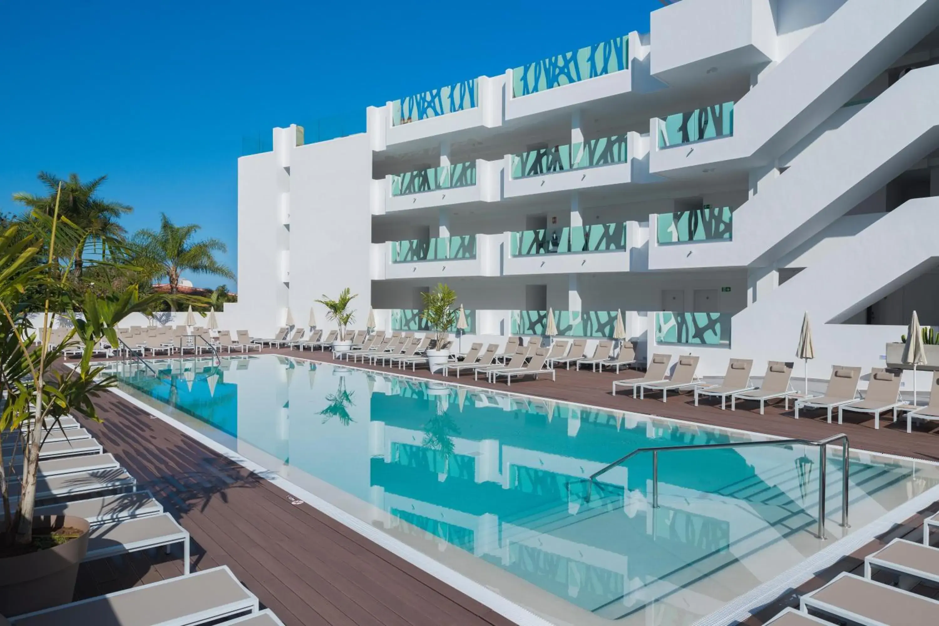 Swimming pool in Hotel Atlantic Mirage Suites & SPA - ADULTS ONLY Swimming pool in Hotel Atlantic Mirage Suites & SPA - ADULTS ONLY