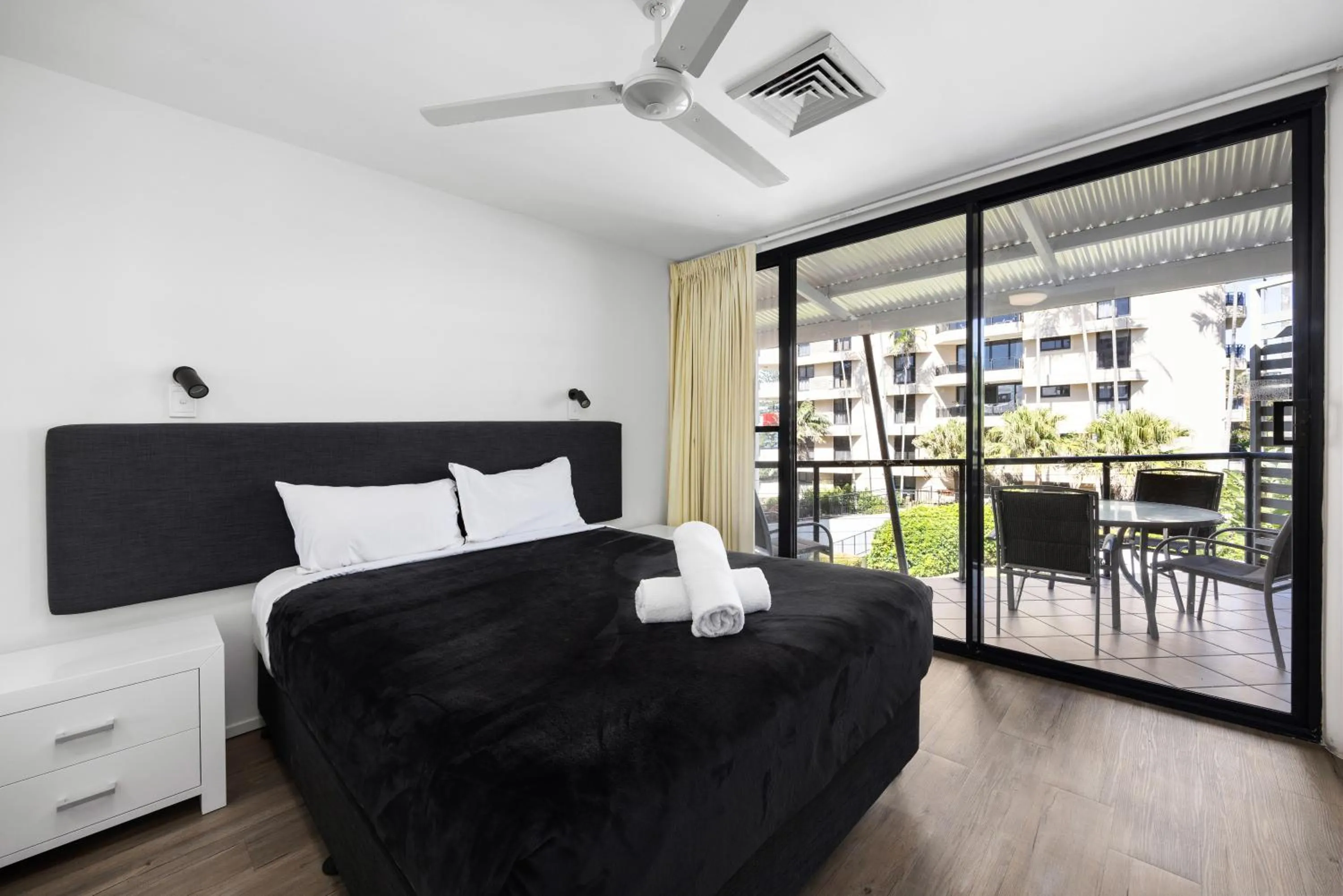 Bed in The Beach Retreat Coolum