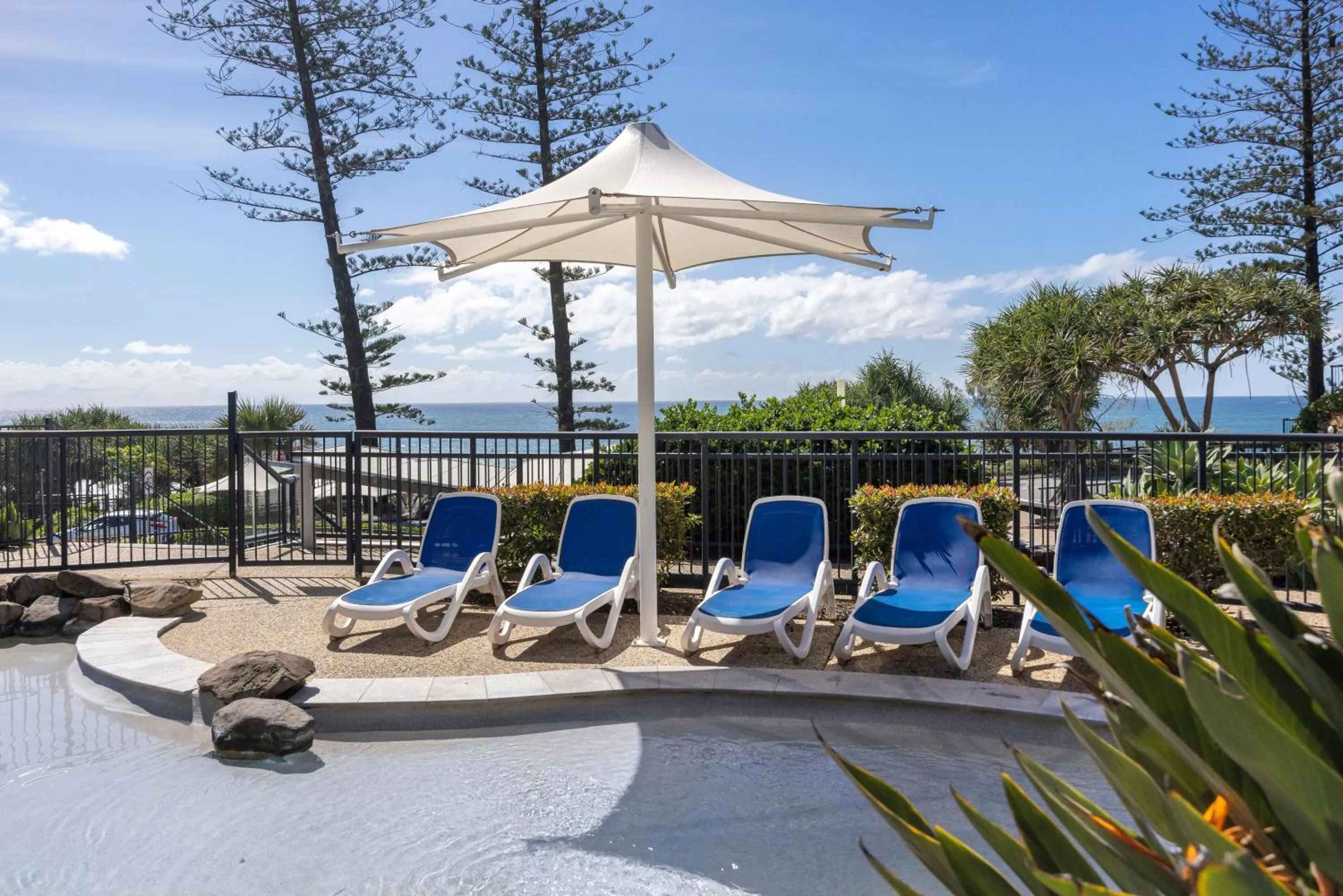 Day in The Beach Retreat Coolum