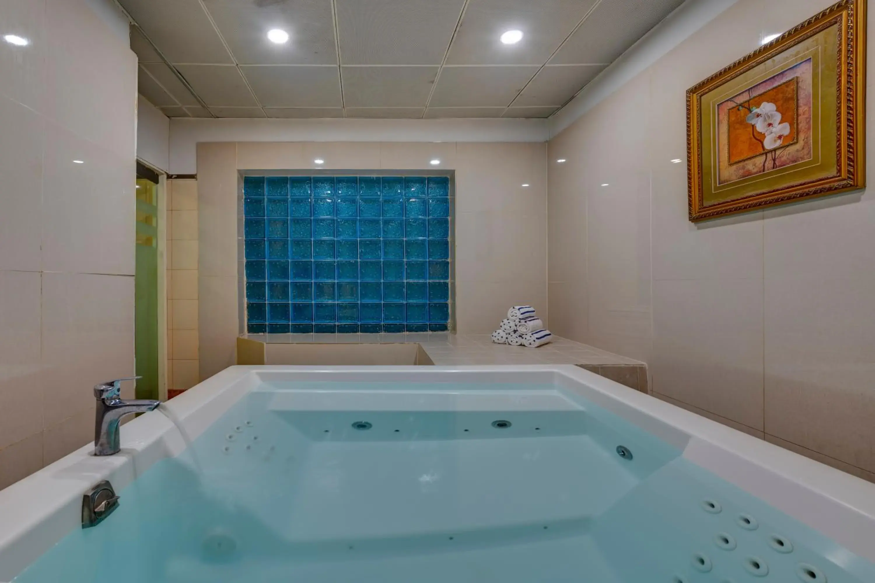 Spa and wellness centre/facilities in Pearl Continental Hotel, Rawalpindi Spa and wellness centre/facilities in Pearl Continental Hotel, Rawalpindi