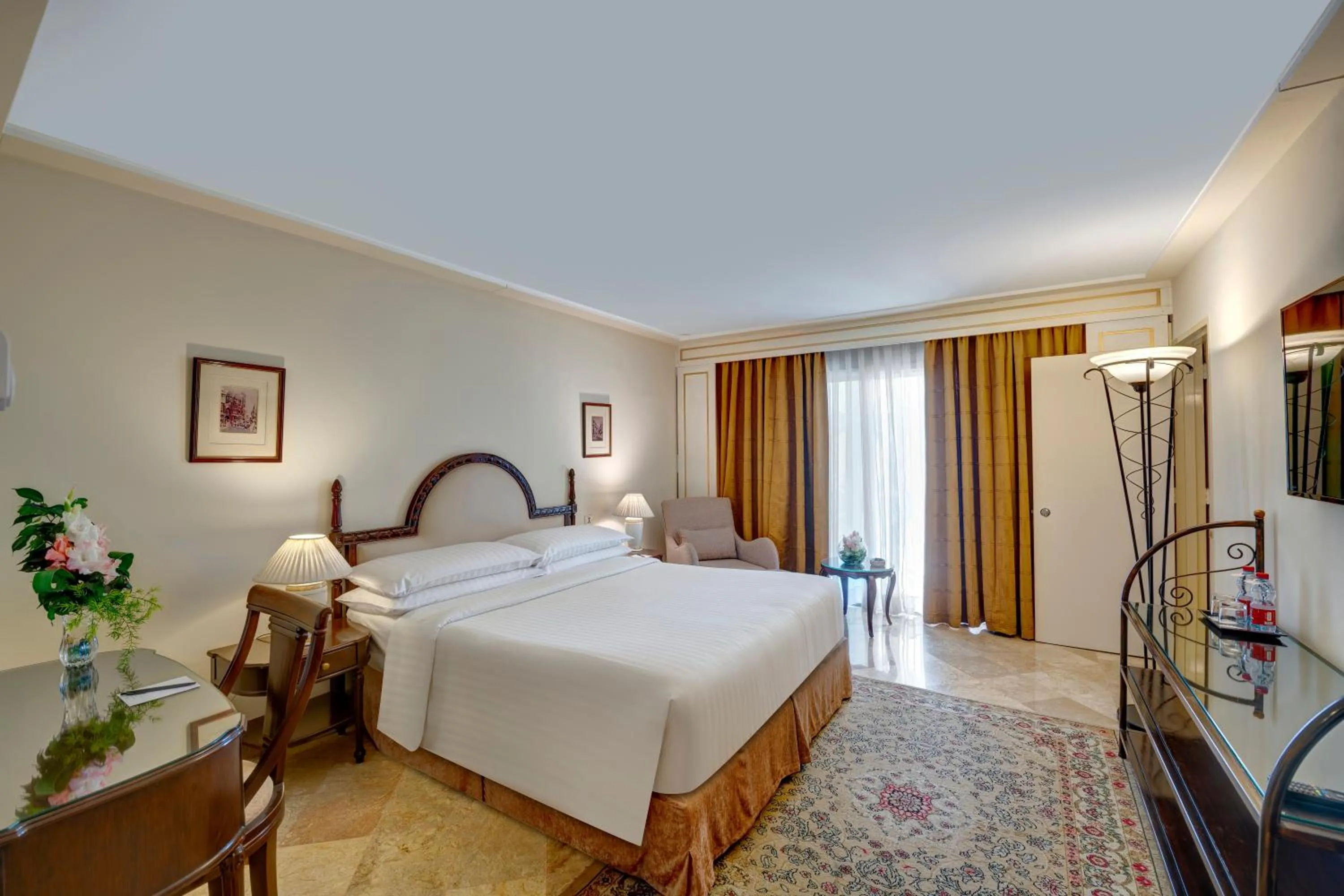 Photo of the whole room, Bed in Pearl Continental Hotel, Rawalpindi