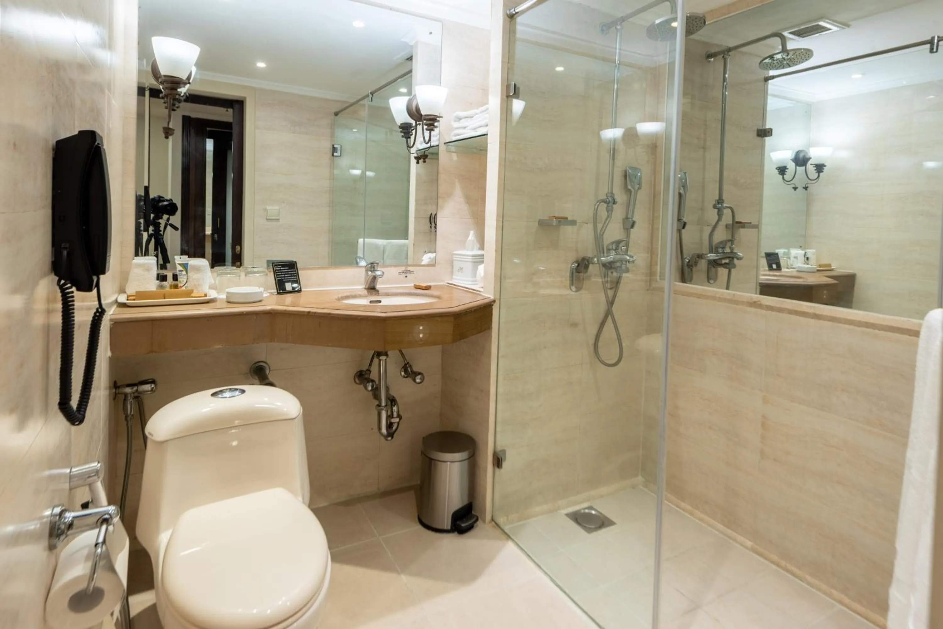 Toilet in Pearl Continental Hotel, Rawalpindi