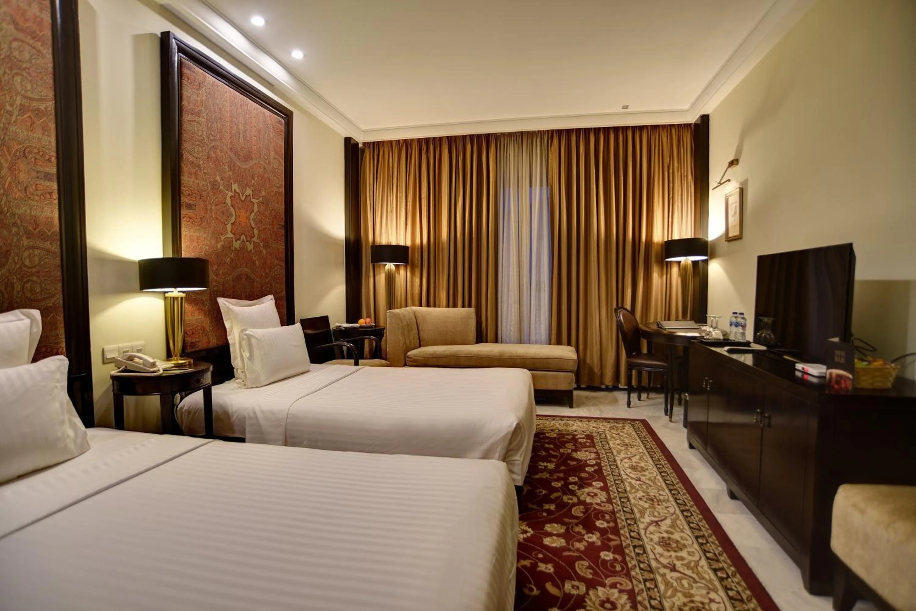 Photo of the whole room, Bed in Pearl Continental Hotel, Muzaffarabad