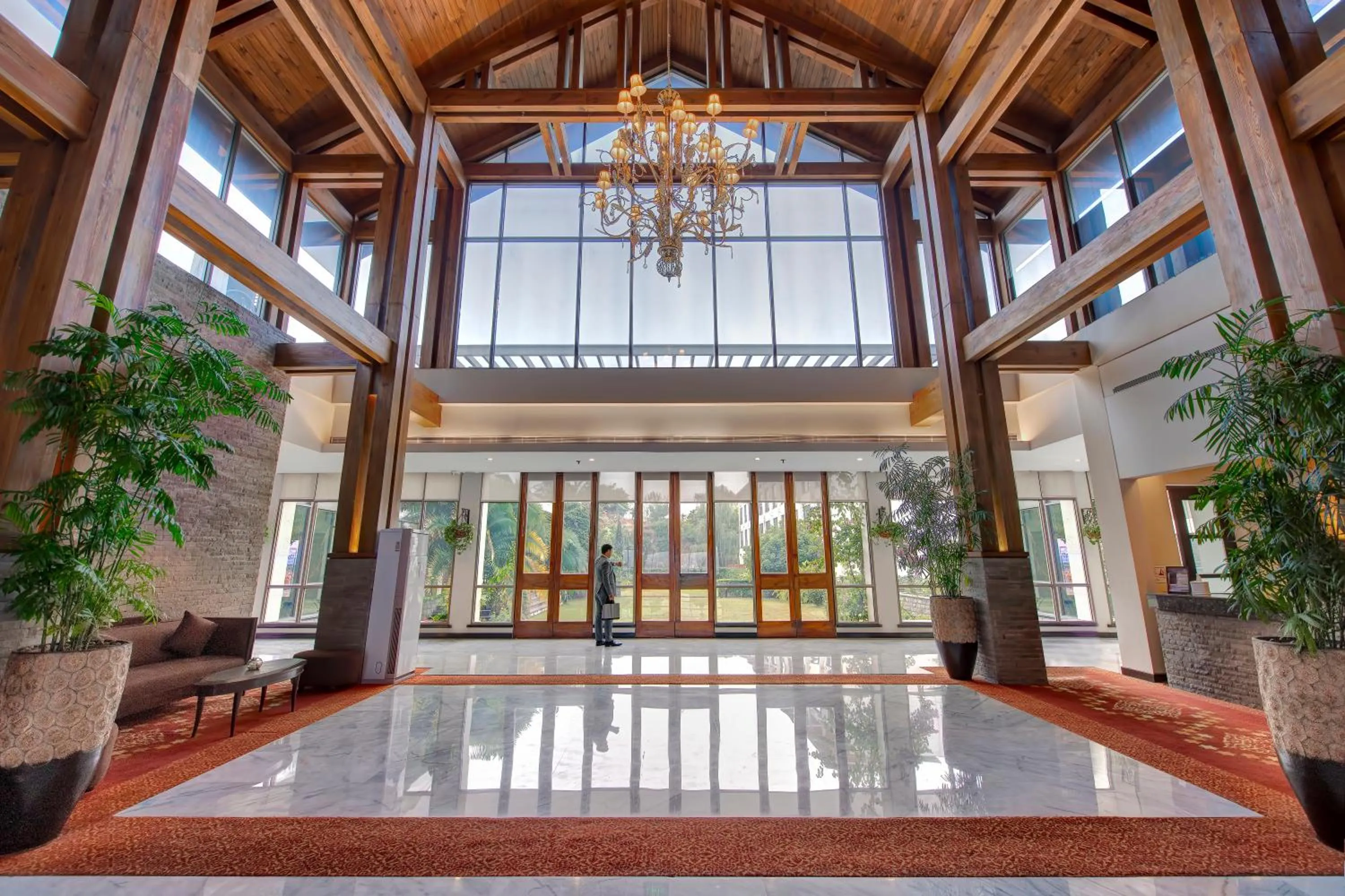 Lobby or reception in Pearl Continental Hotel, Muzaffarabad