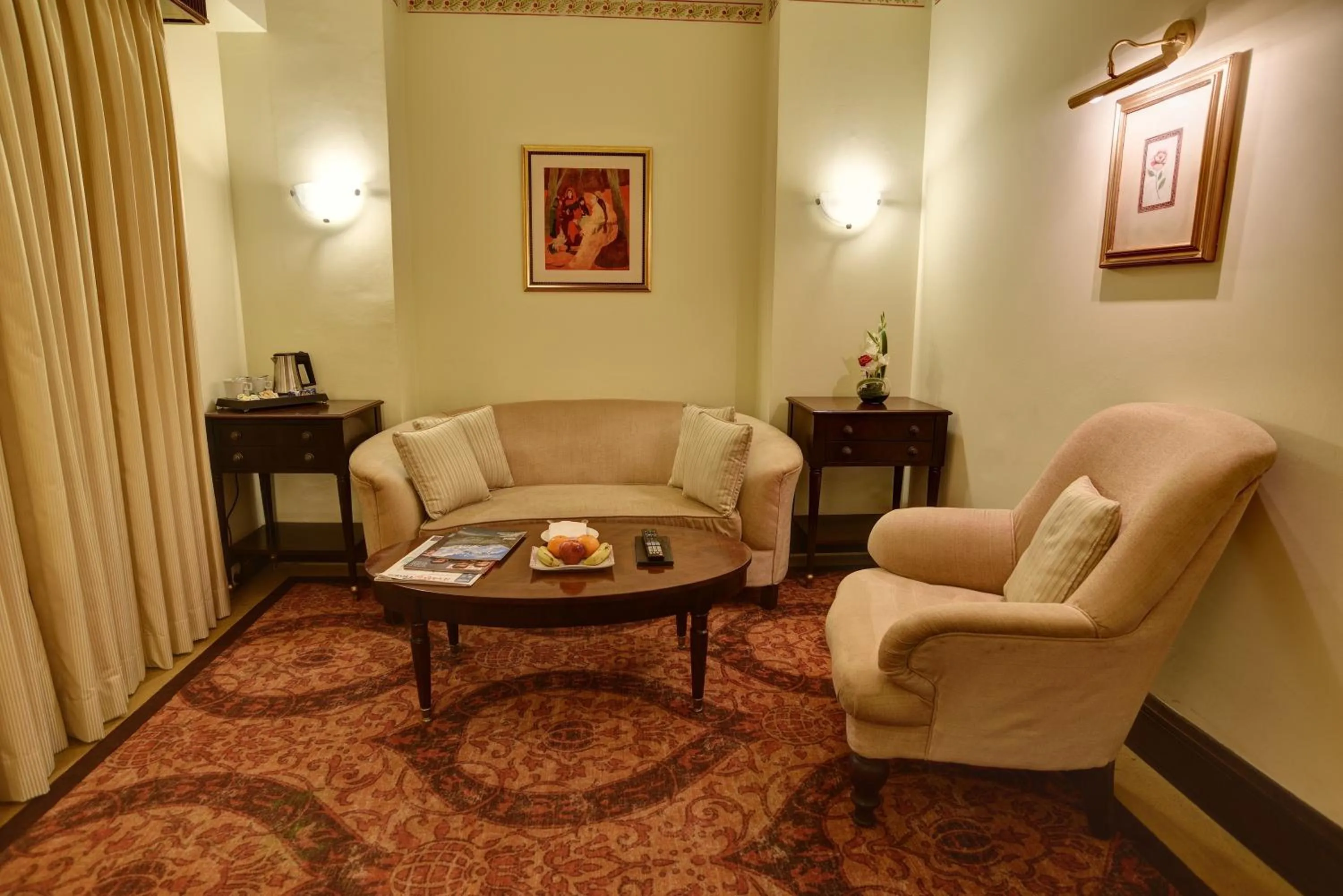 Seating area in Pearl Continental Hotel, Lahore