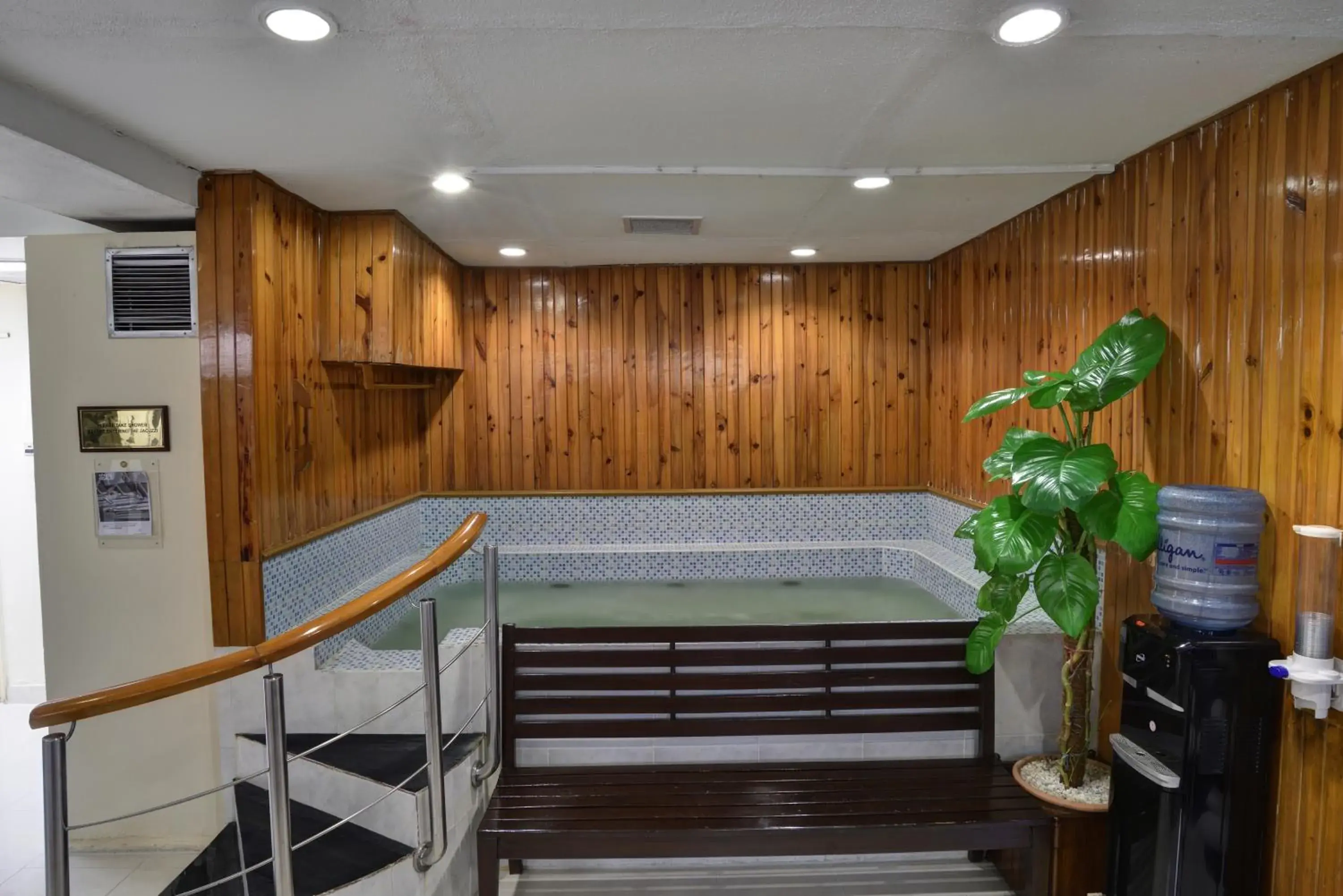 Spa and wellness centre/facilities in Pearl Continental Hotel, Karachi Spa and wellness centre/facilities in Pearl Continental Hotel, Karachi