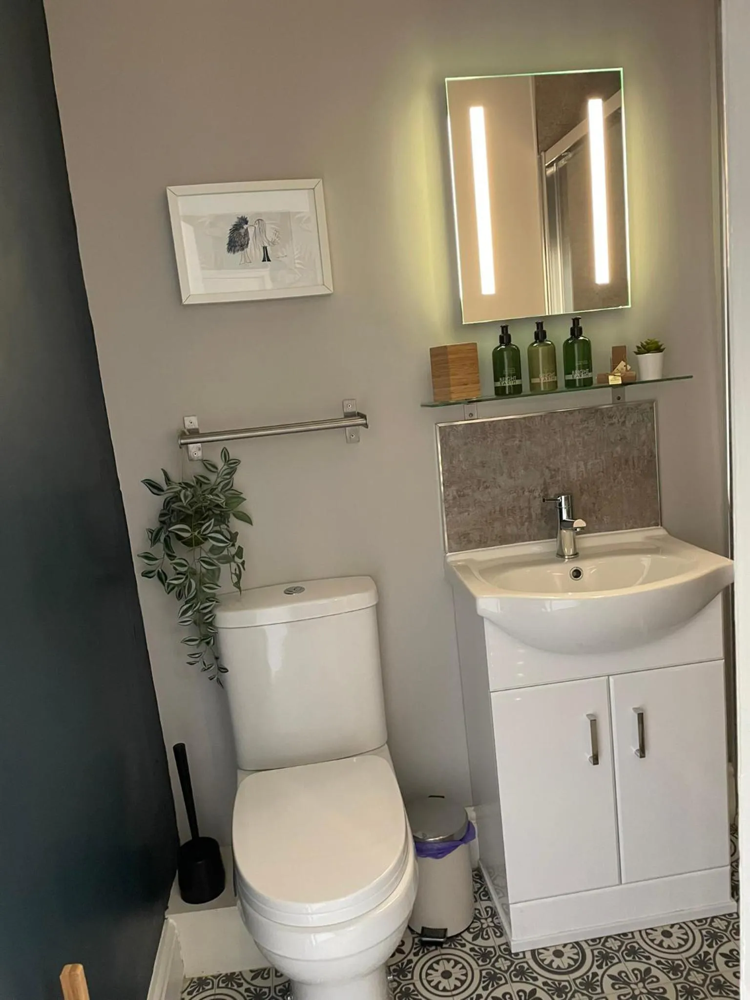Bathroom in Wyndgrove House B&B