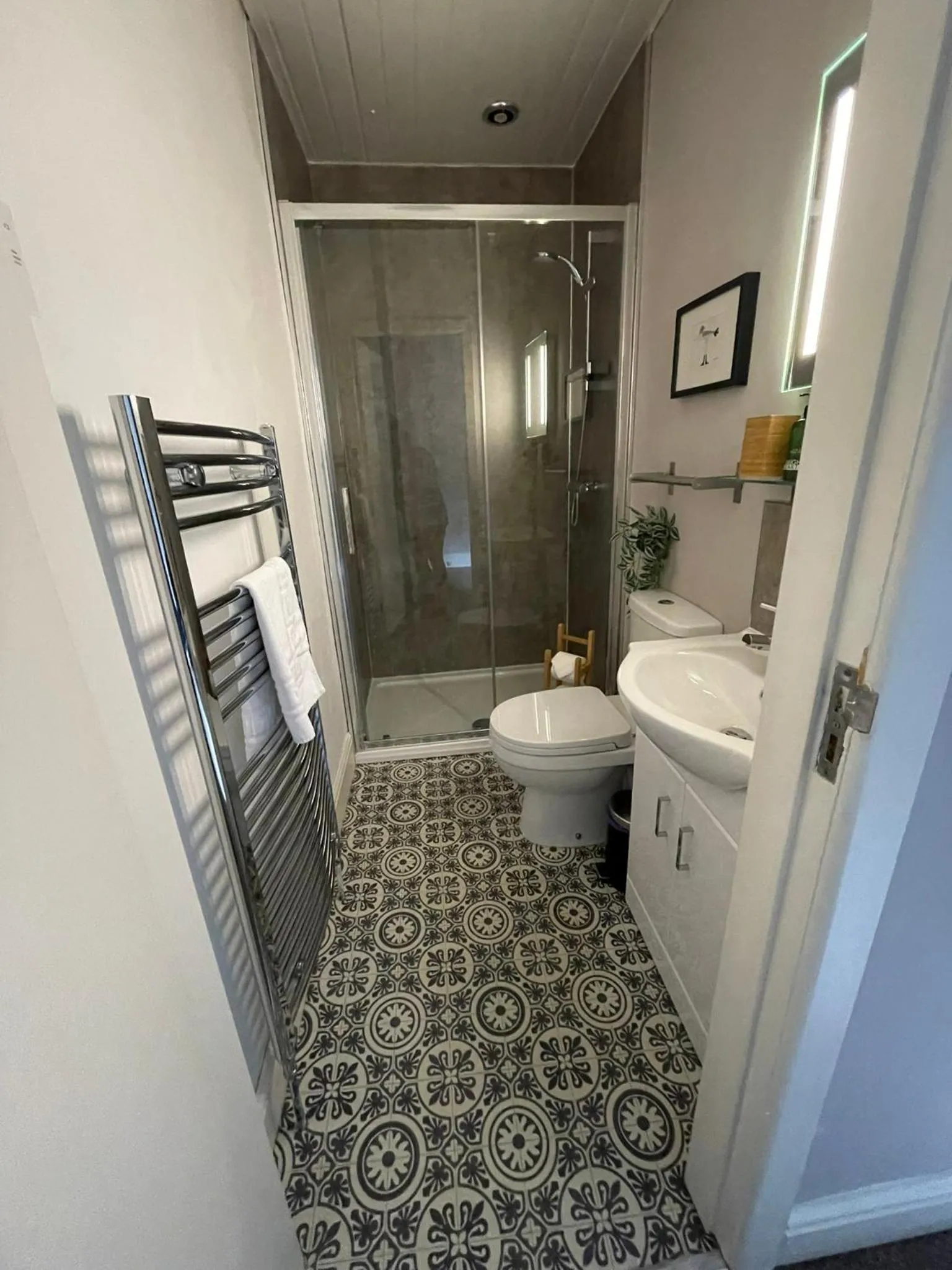 Bathroom in Wyndgrove House B&B