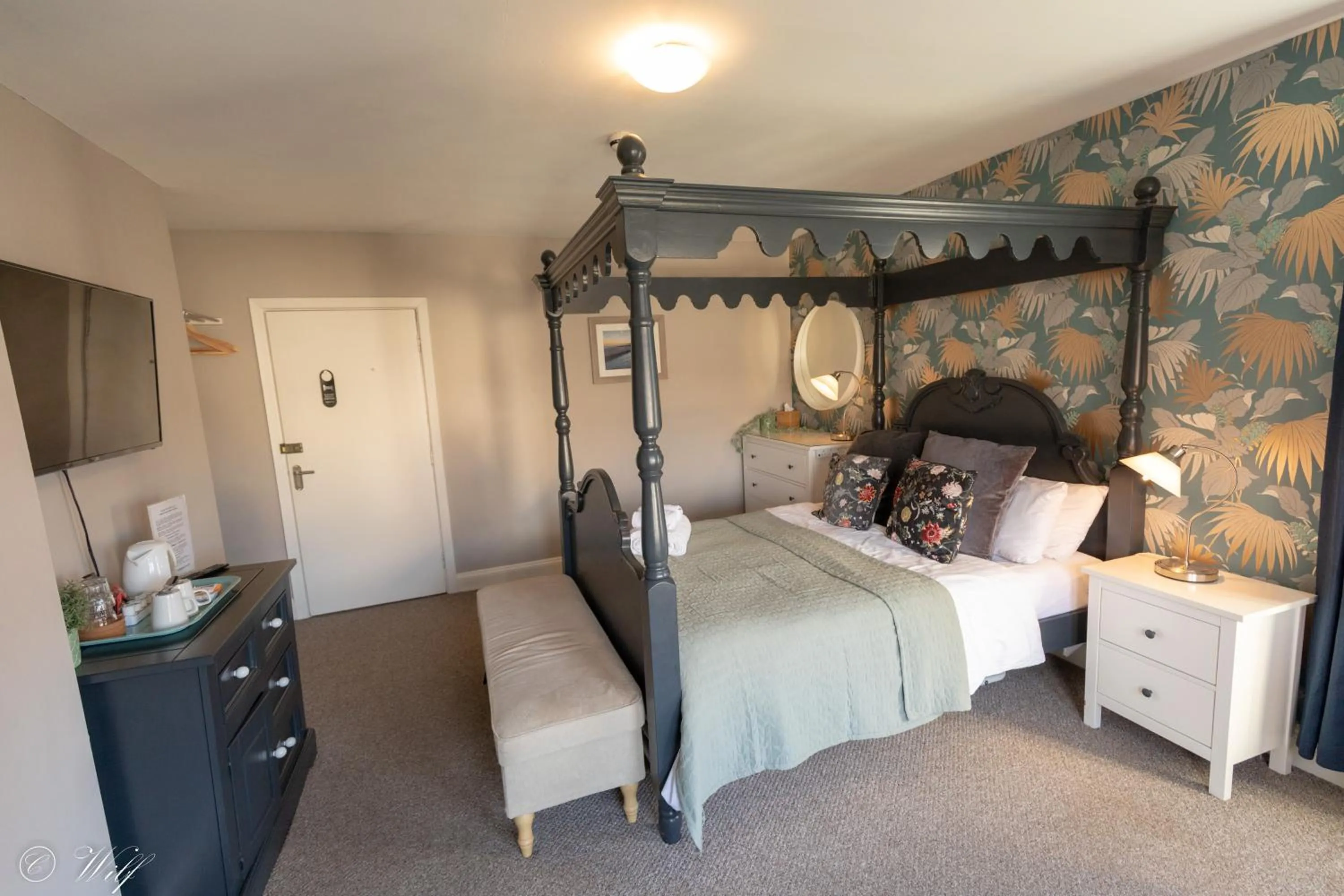 Bed in Wyndgrove House B&B