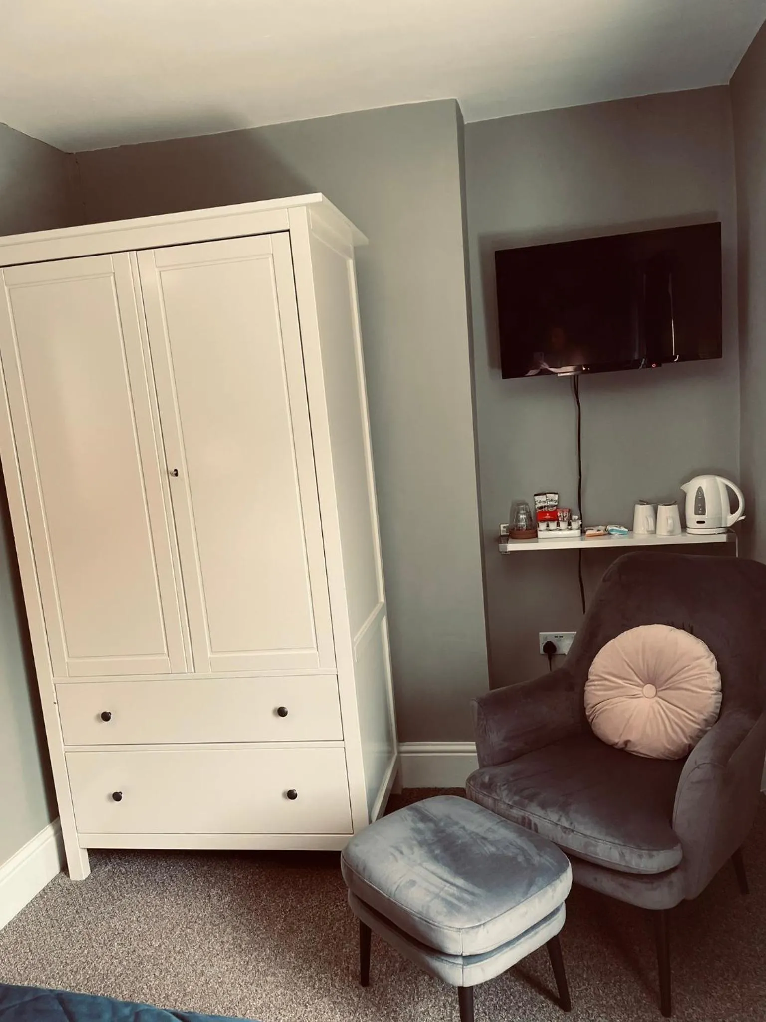 Seating area in Wyndgrove House B&B