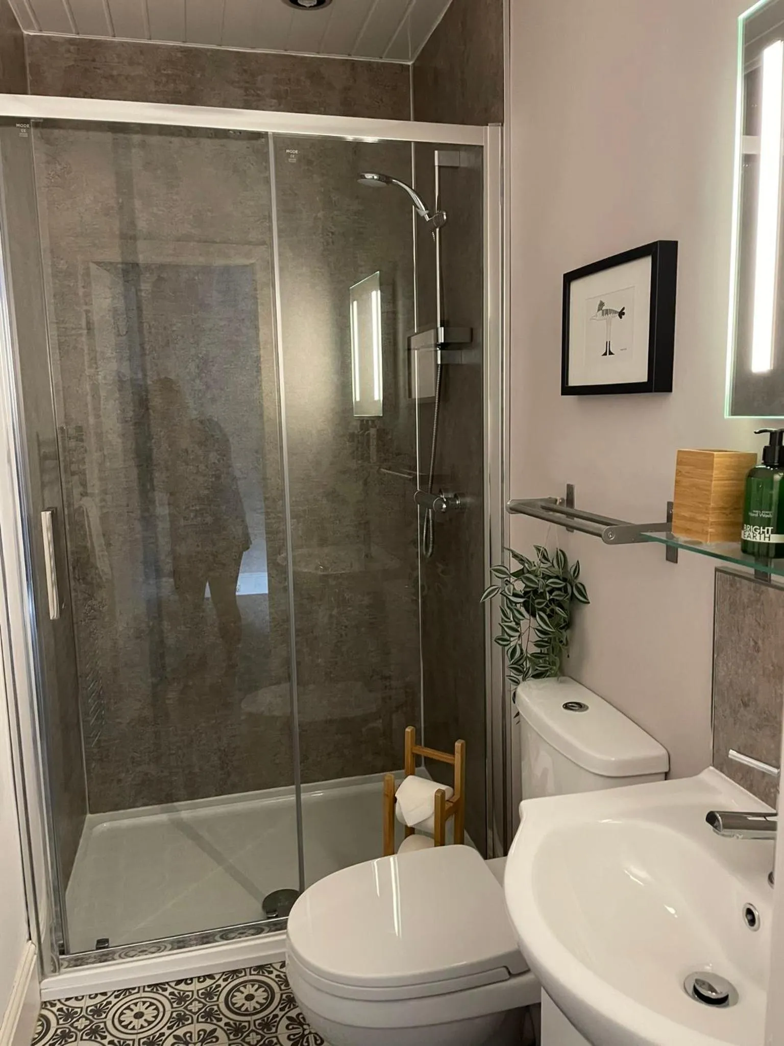 Bathroom in Wyndgrove House B&B
