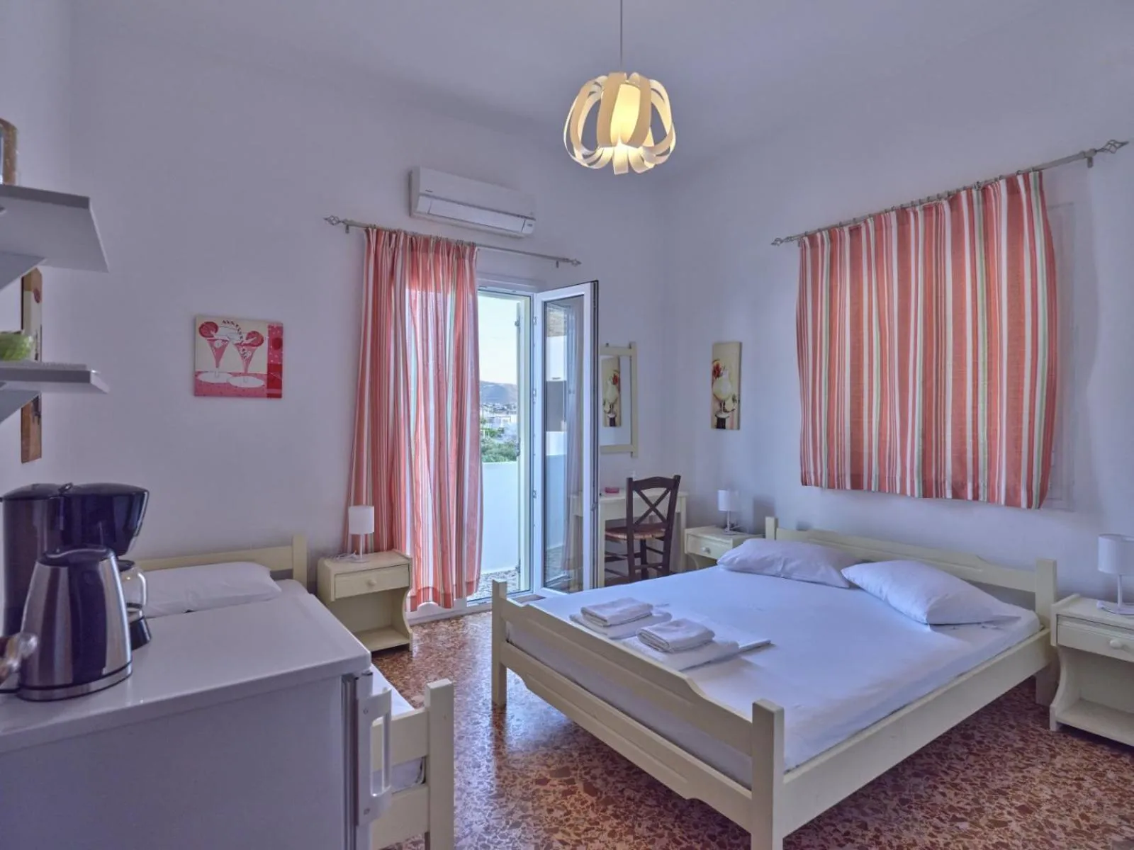 Bed in Pension Paros Anna Spanou