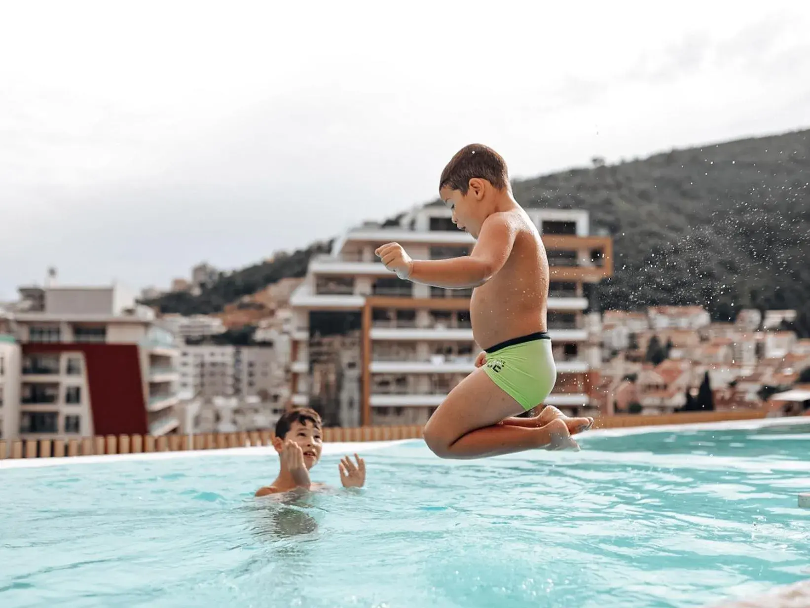 Swimming pool in Hotel Fagus by Aycon Swimming pool in Hotel Fagus by Aycon