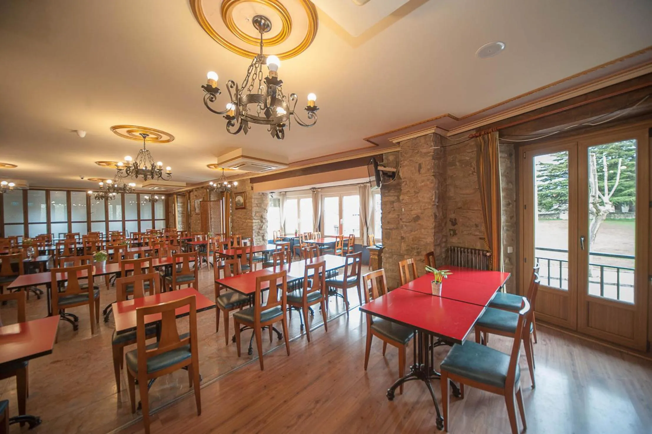 Restaurant/places to eat in Hotel Mur