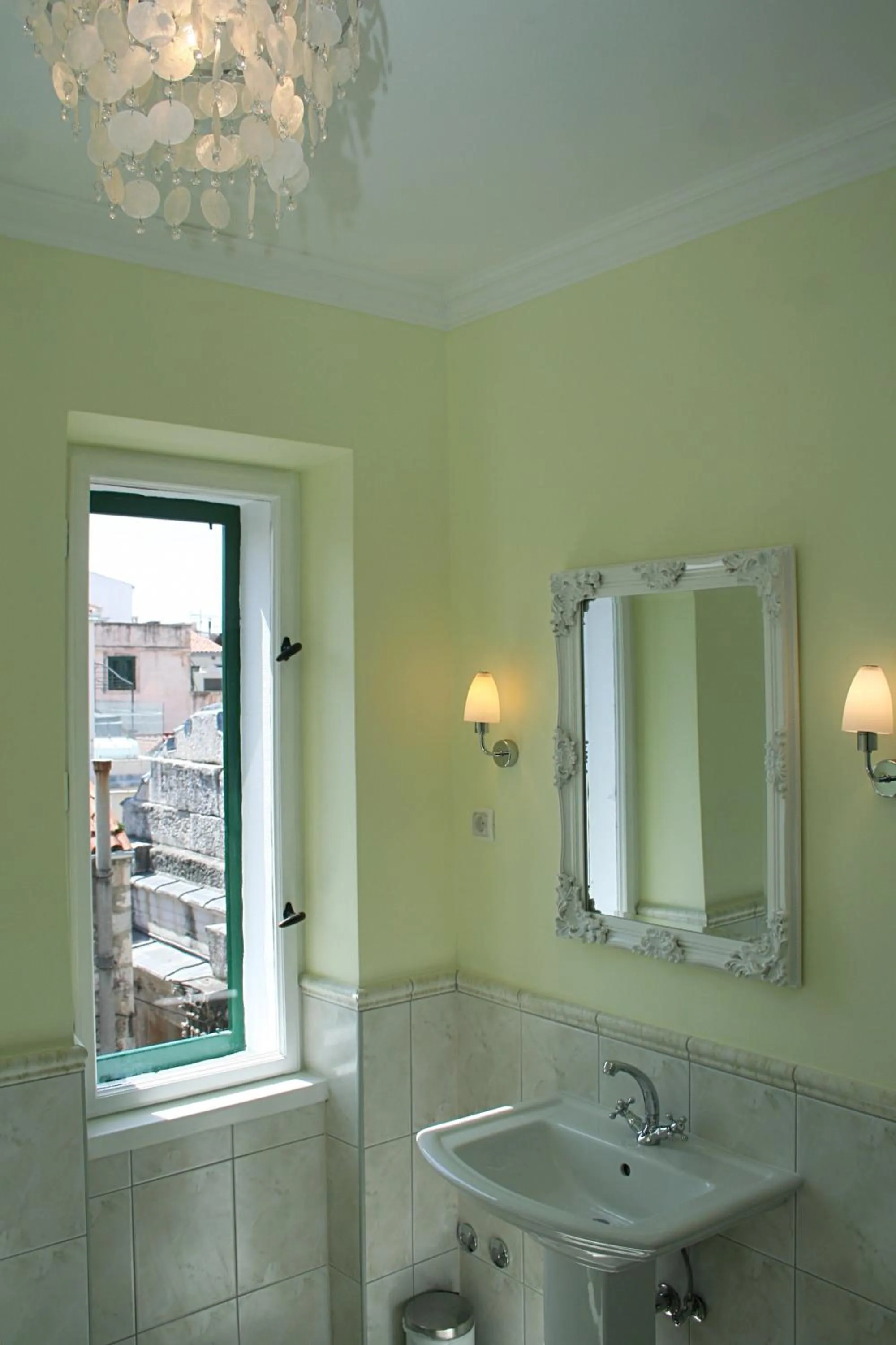 Bathroom in Banica Apartments & Rooms