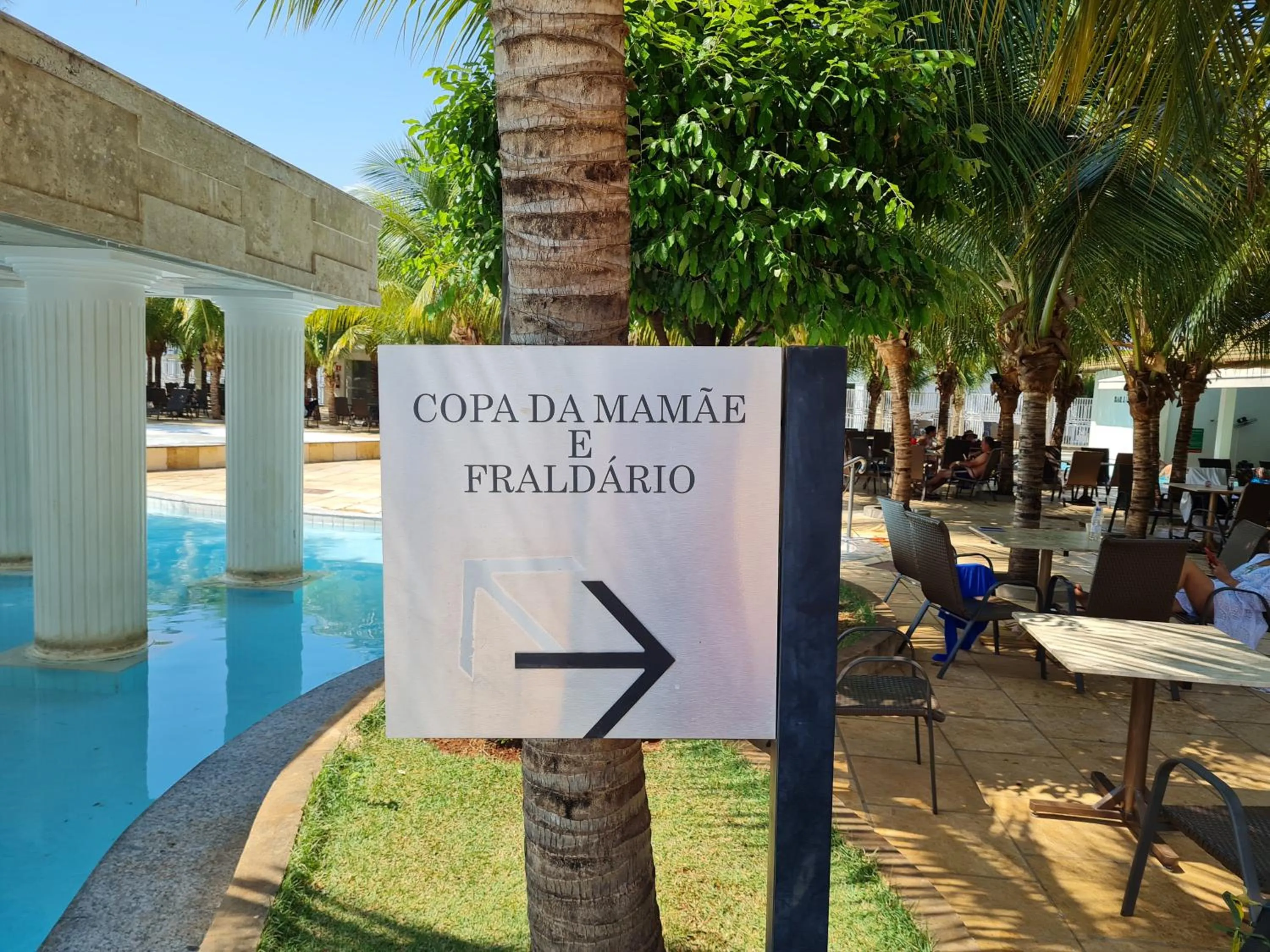 MOISES IMOVEIS Lacquas diROMA 10PESSOAS CALDAS NOVAS