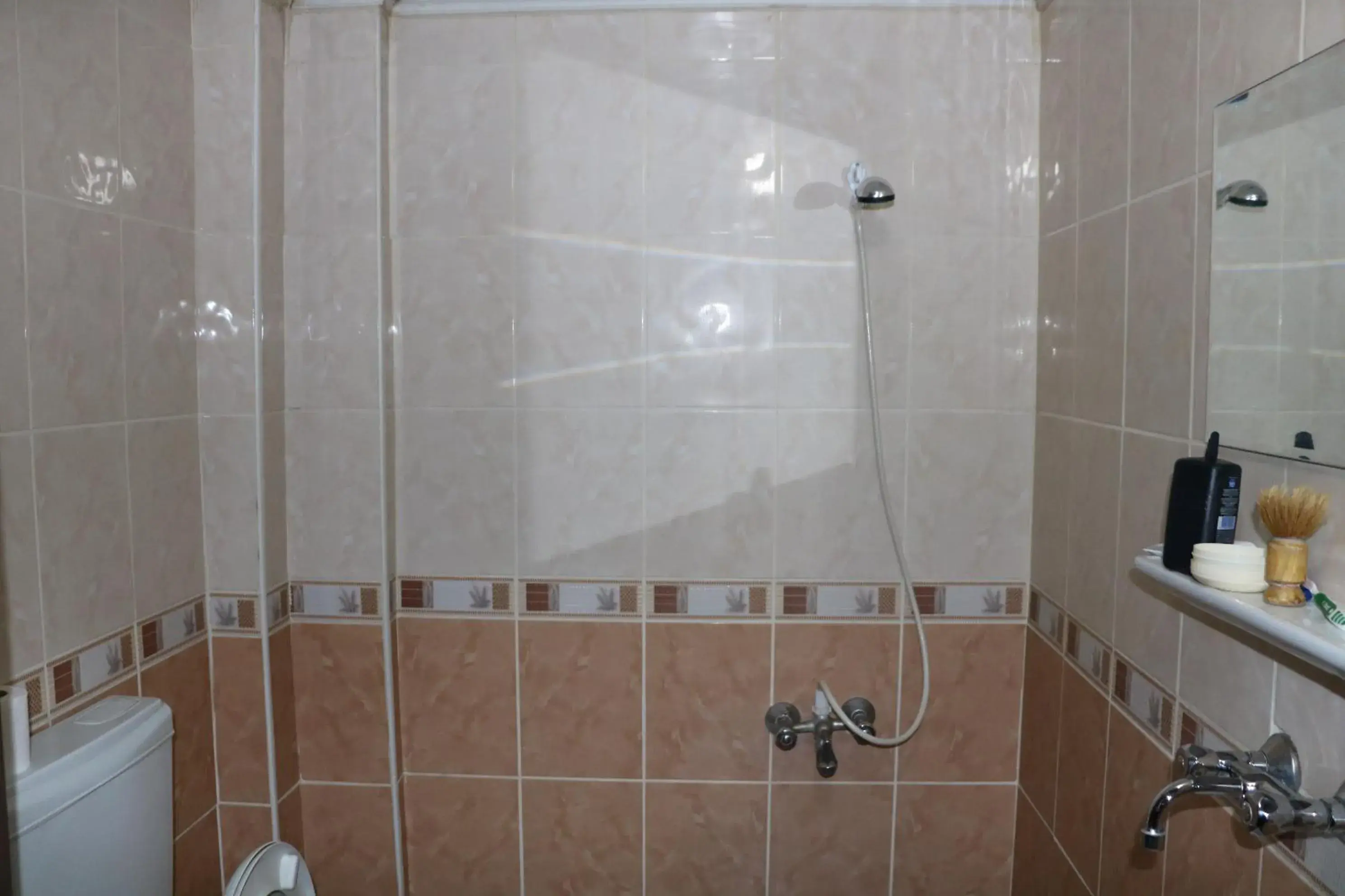 Bathroom in Talaslioglu Hotel Bathroom in Talaslioglu Hotel