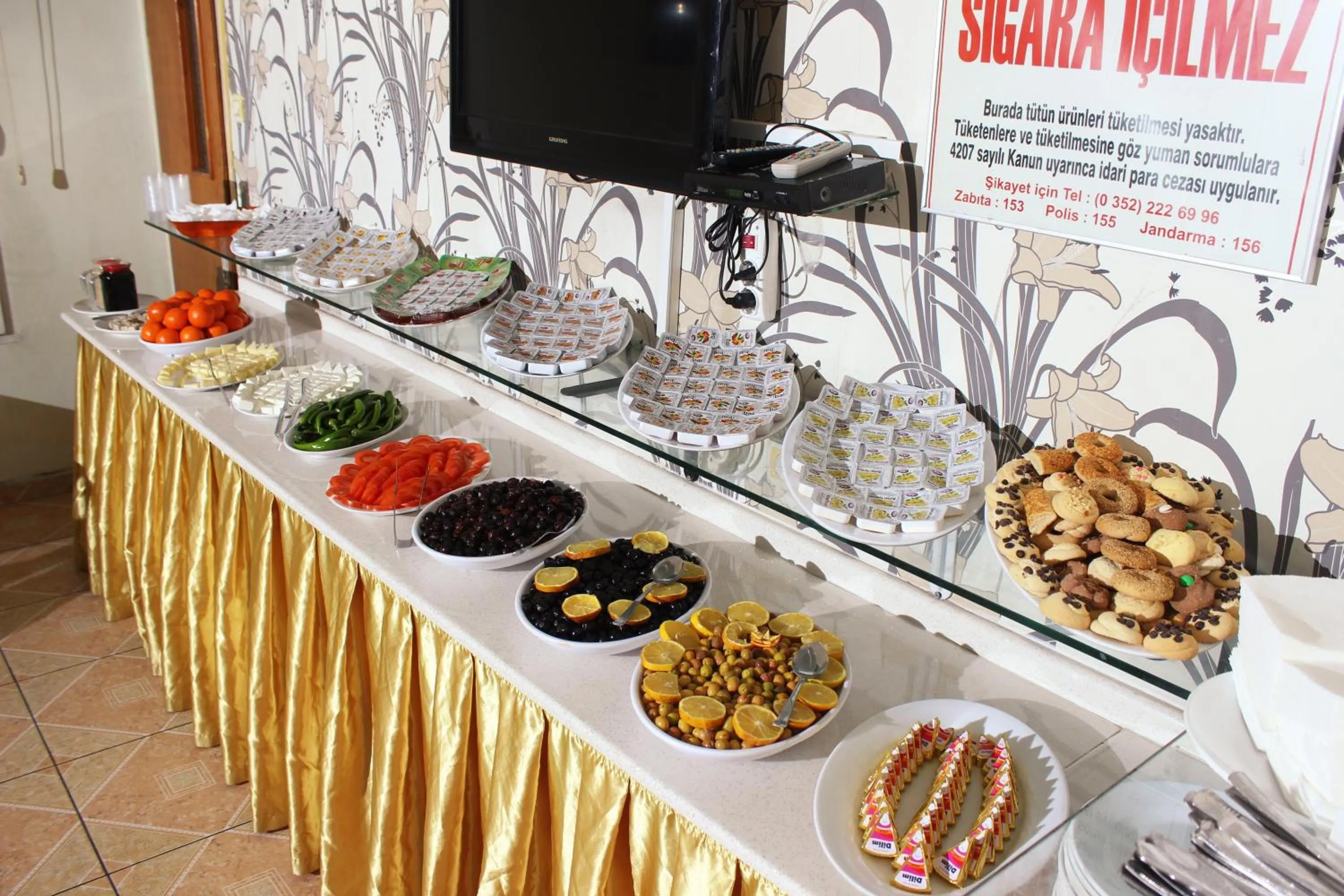 Buffet breakfast in Talaslioglu Hotel