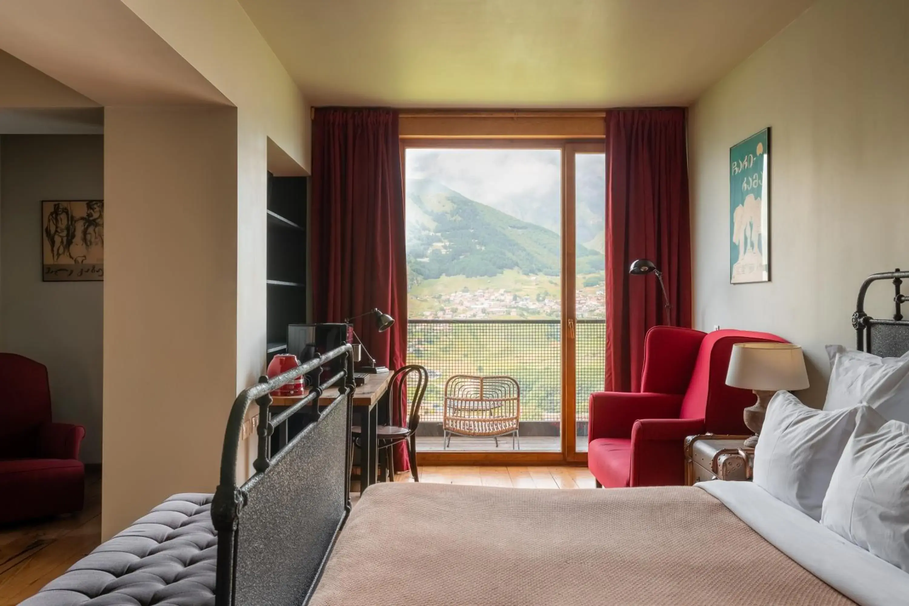 Executive King Room with Mountain View - single occupancy in Rooms Hotel Kazbegi Executive King Room with Mountain View - single occupancy in Rooms Hotel Kazbegi