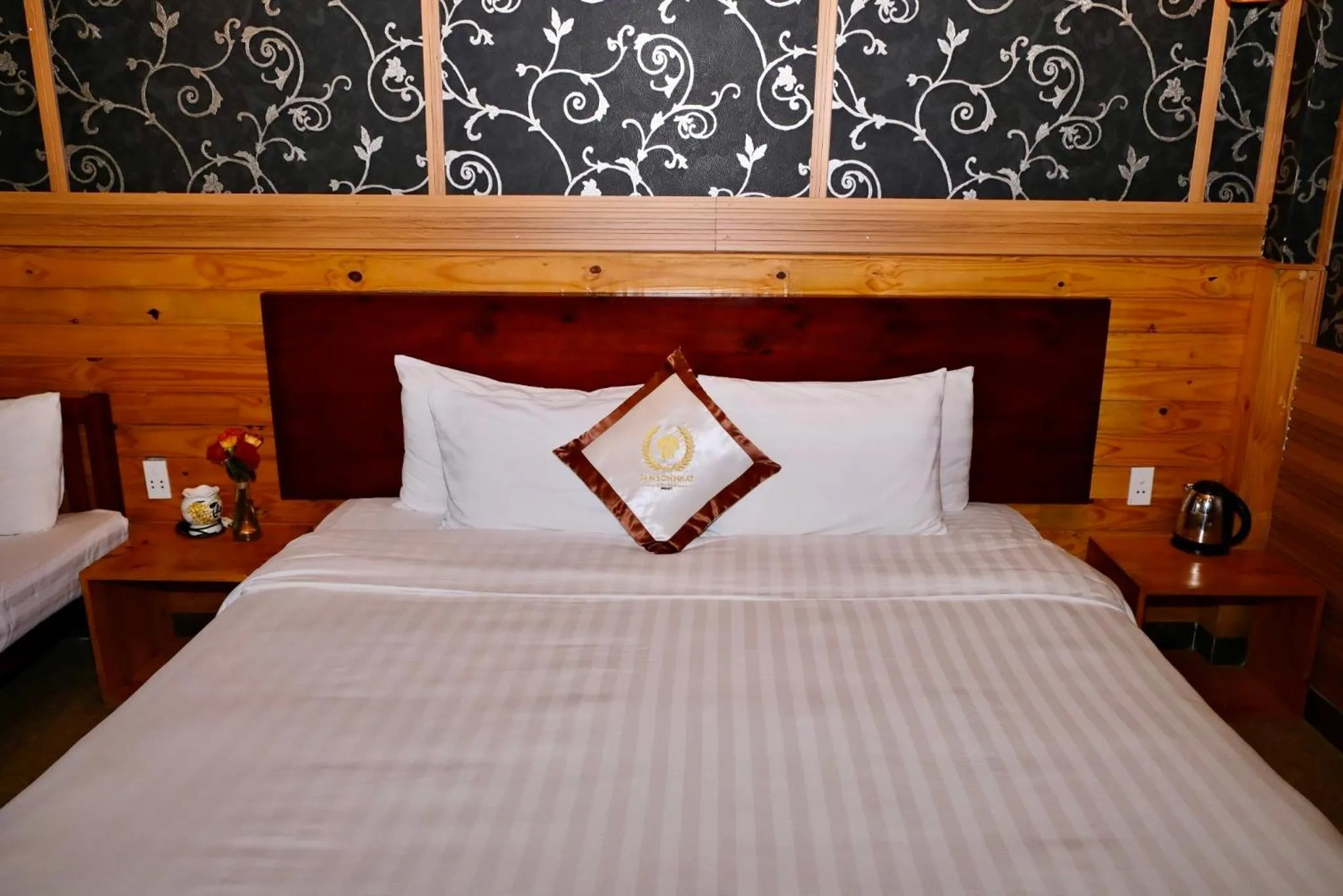 Bed in Tan Son Nhat Con Dao Resort