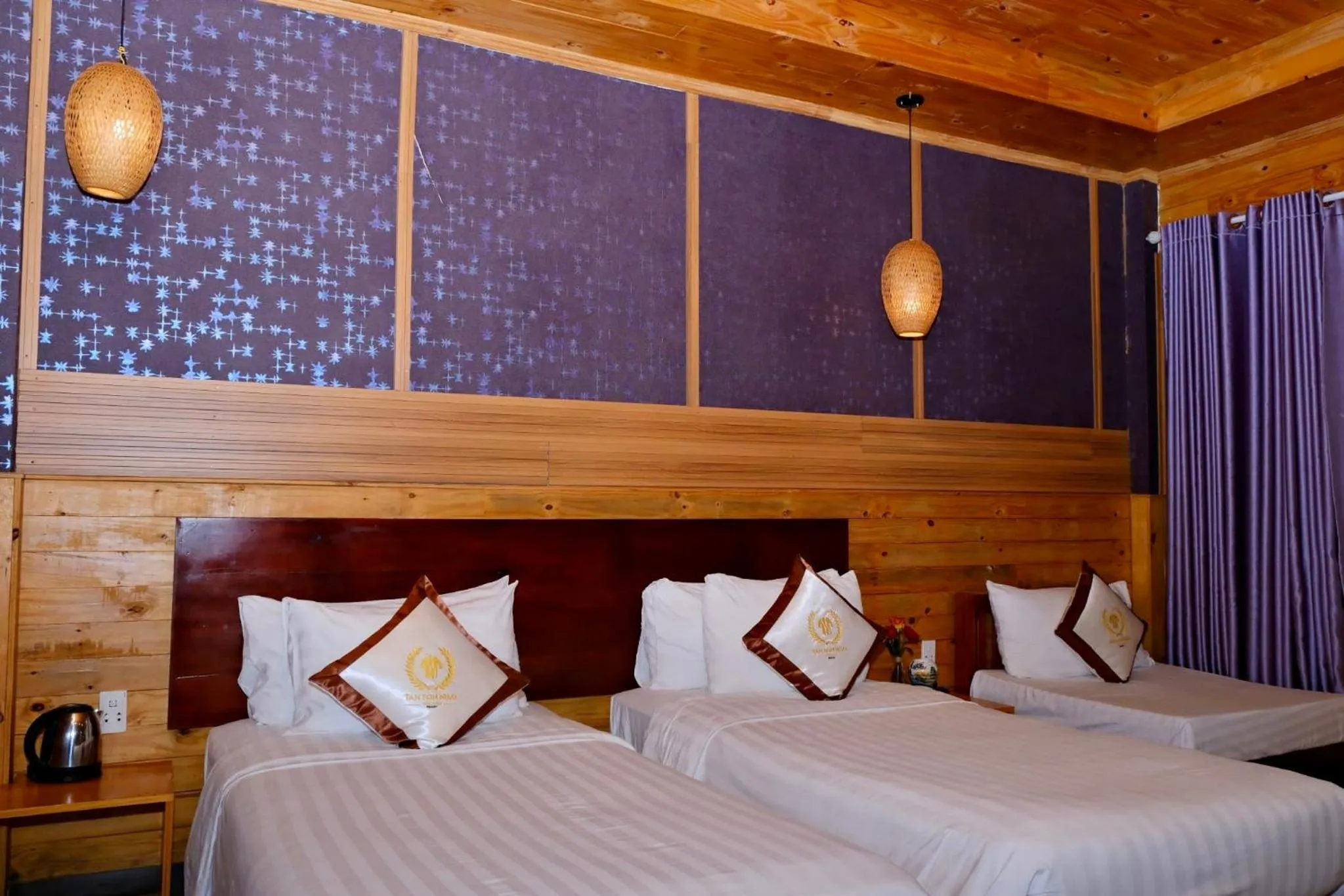 Bed in Tan Son Nhat Con Dao Resort