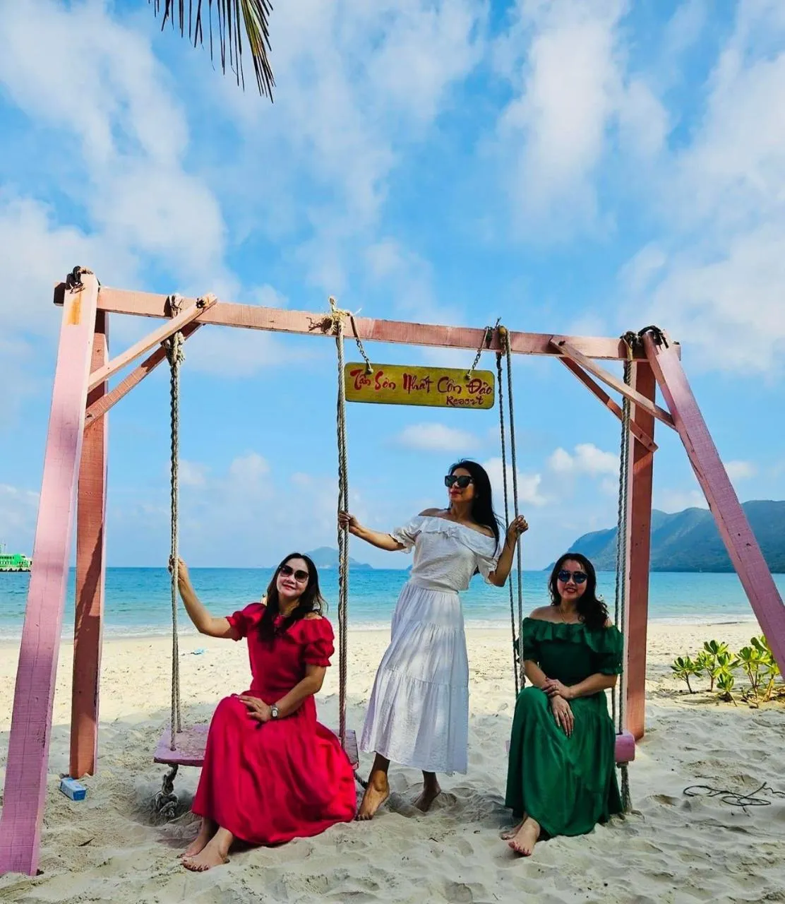 Day in Tan Son Nhat Con Dao Resort