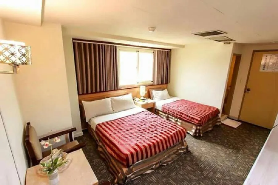 Bed in Lo Fo Hotel