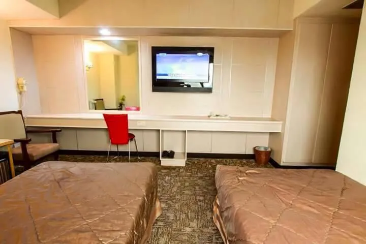 Bed in Lo Fo Hotel