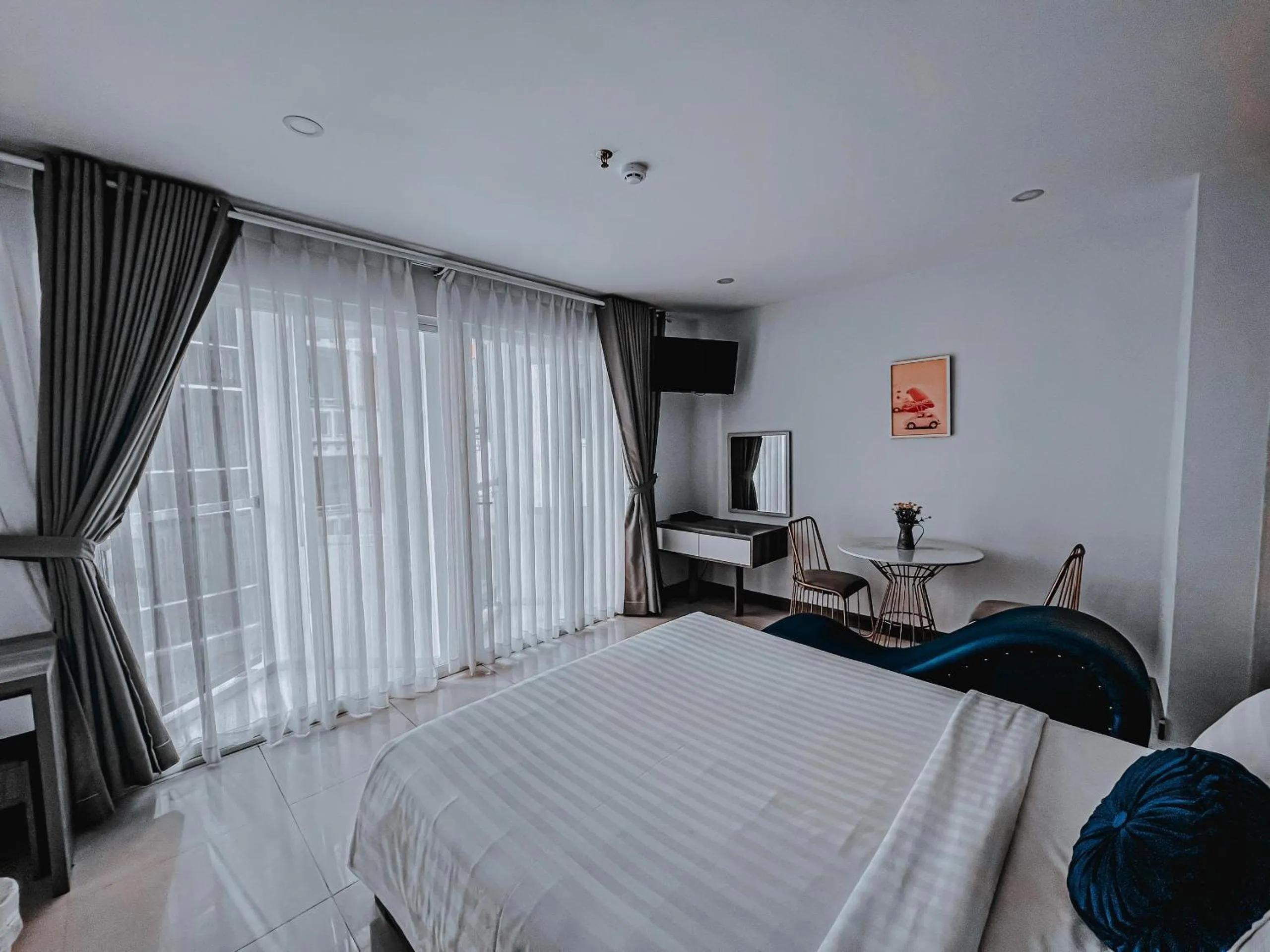 Bed in BELLA VT HOTEL