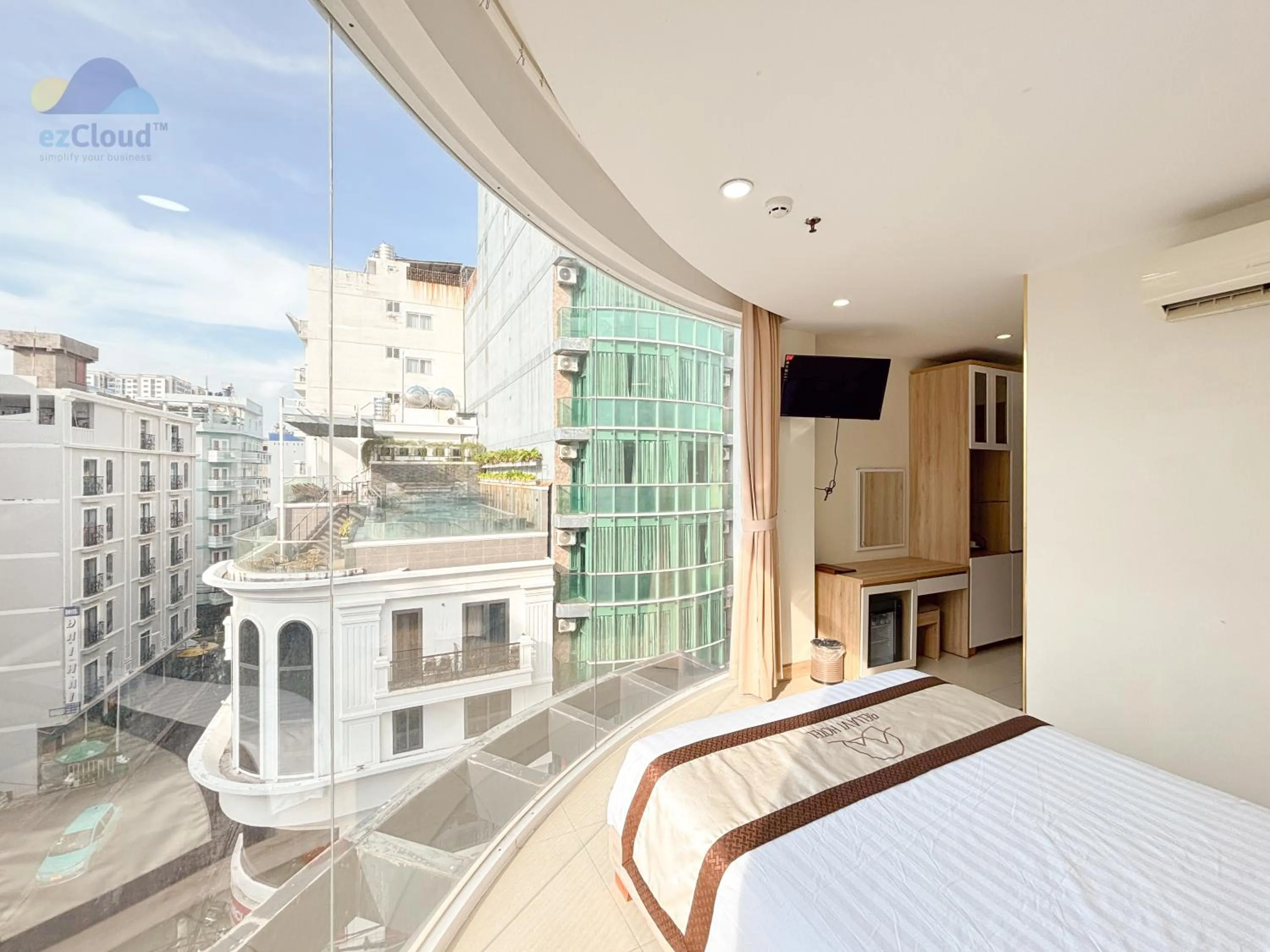 Communal lounge/ TV room, Bed in Bella VT Hotel - Bãi Sau Vũng Tàu