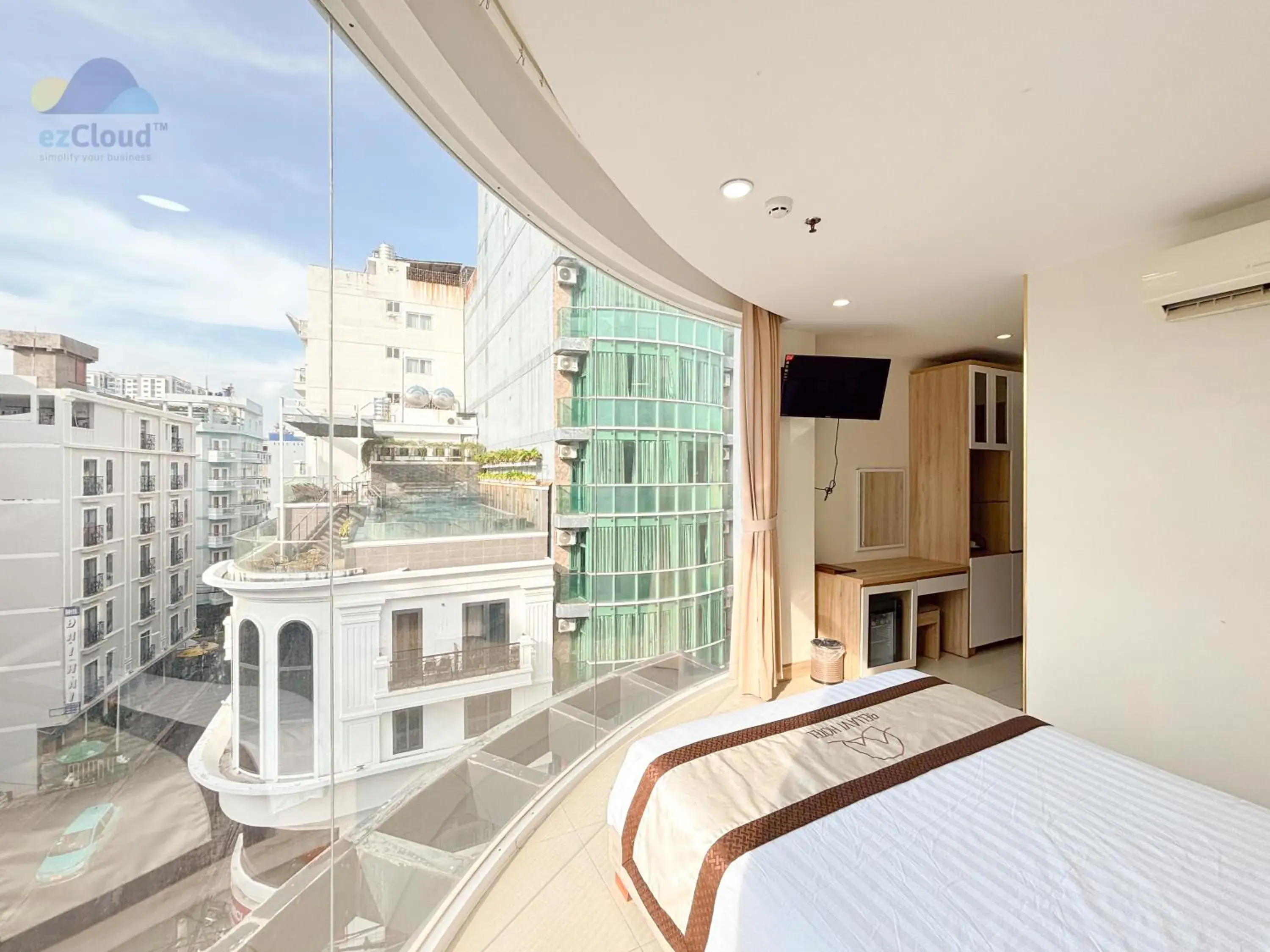 Communal lounge/ TV room, Bed in Bella VT Hotel - Bãi Sau Vũng Tàu Communal lounge/ TV room, Bed in Bella VT Hotel - Bãi Sau Vũng Tàu