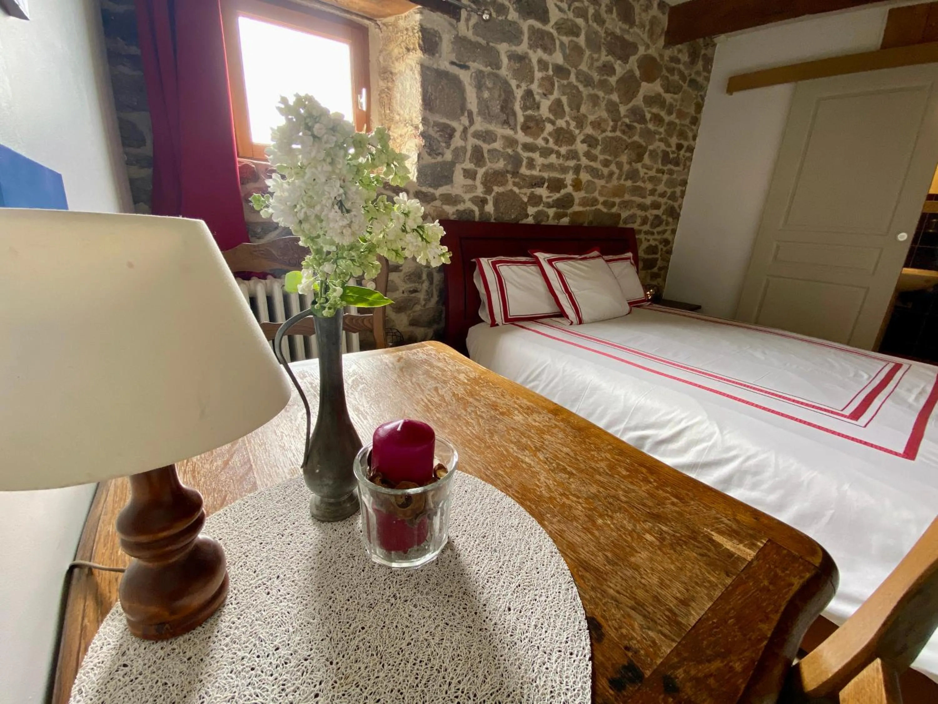 Photo of the whole room, Bed in Chambres d'Hôtes du Manoir du Haut Salmon