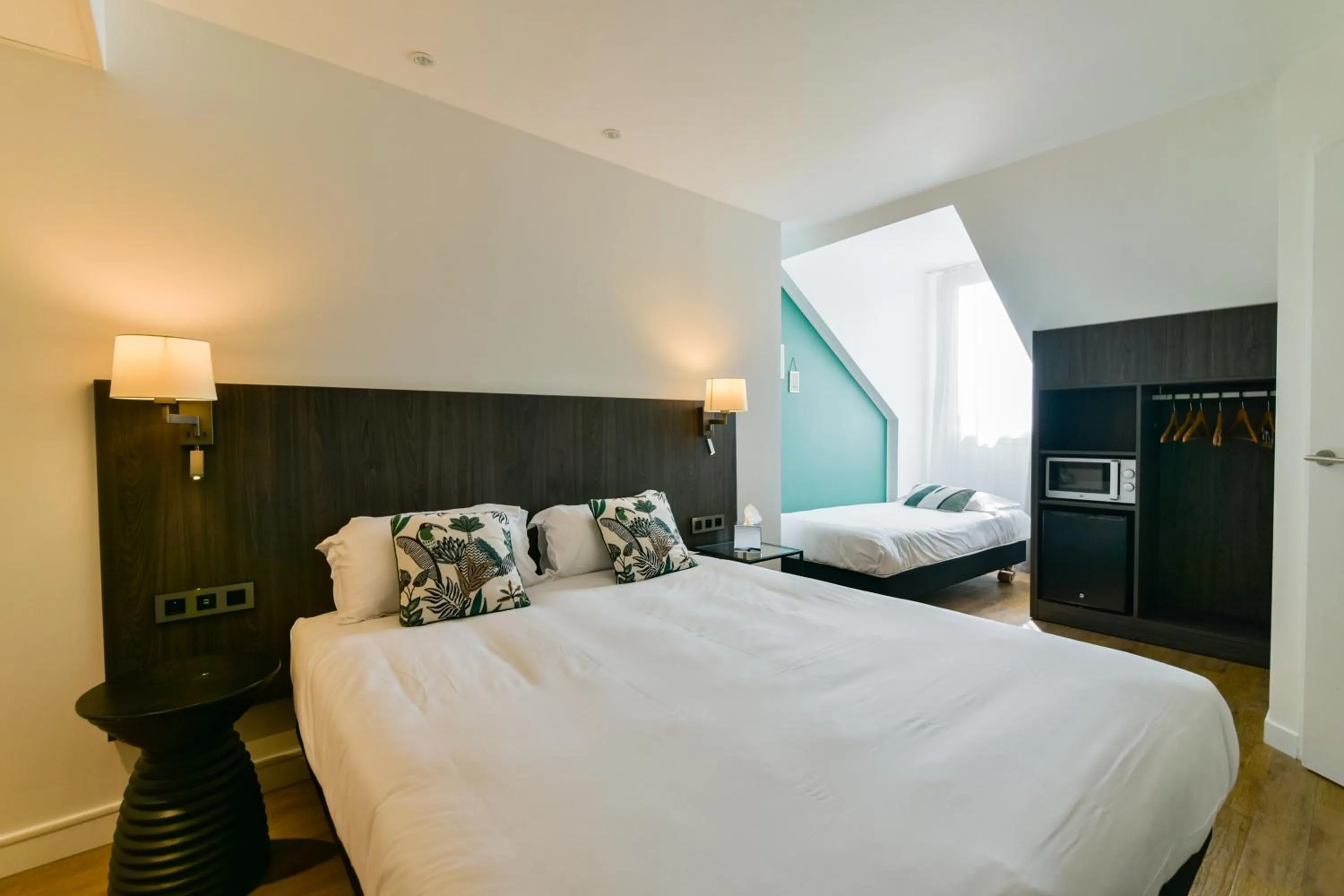 Bedroom, Bed in Kyriad Crepy En Valois