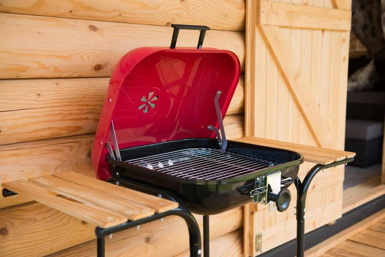 BBQ facilities in Cicha Polana