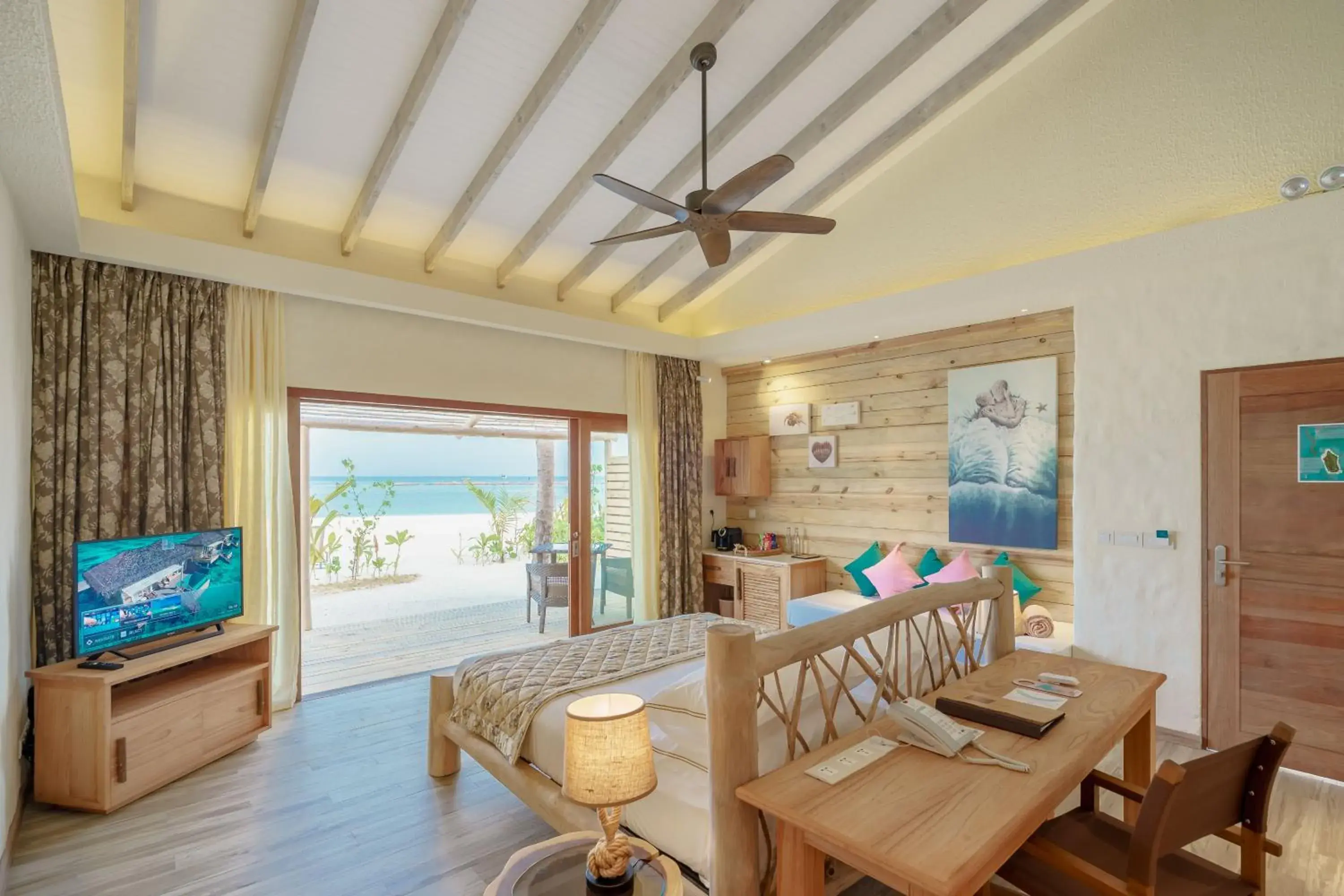 Bedroom in You & Me Maldives - Adults Only - Premium All-Inclusive Bedroom in You & Me Maldives - Adults Only - Premium All-Inclusive