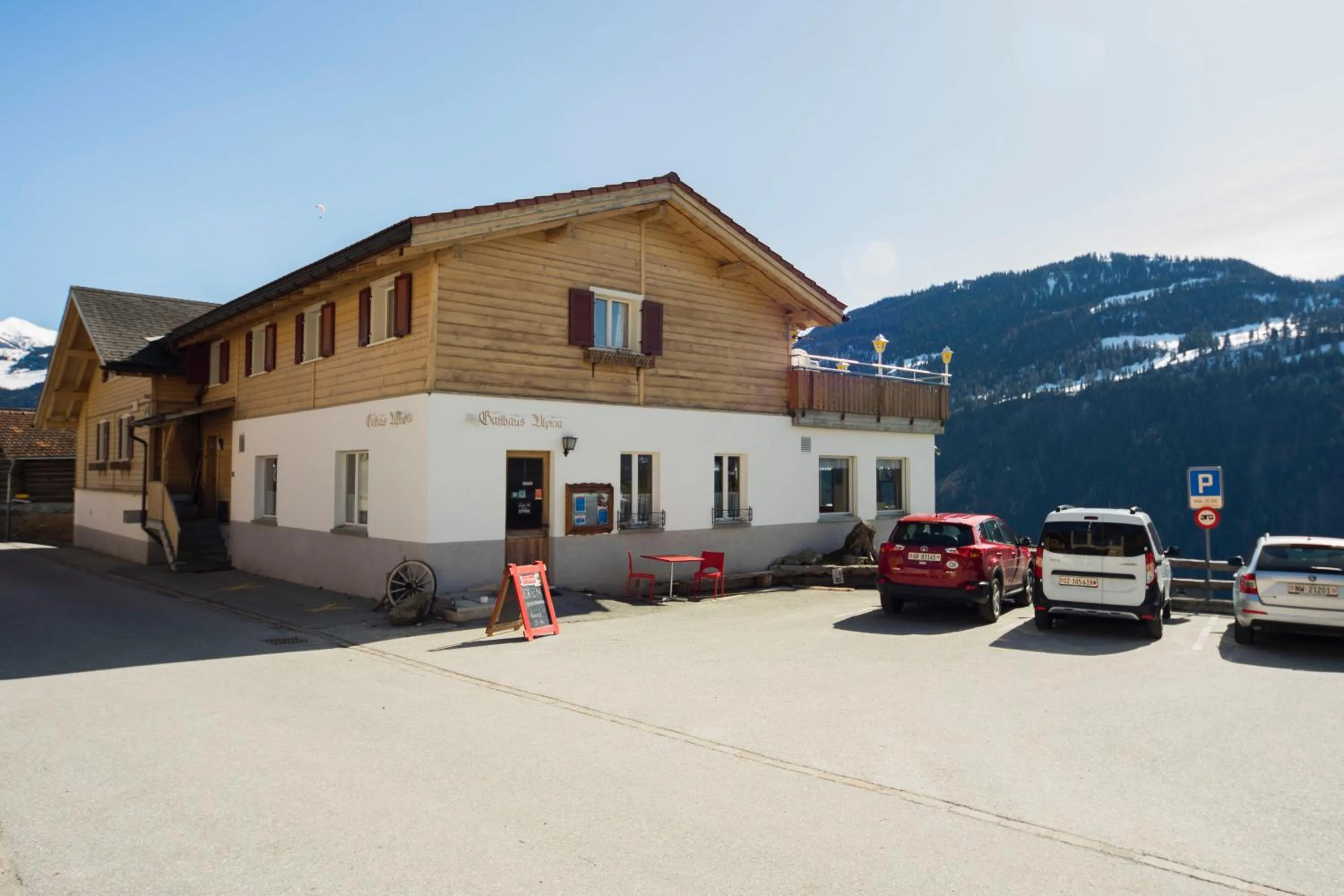 Facade/entrance in Gästehaus Alpina in Fanas