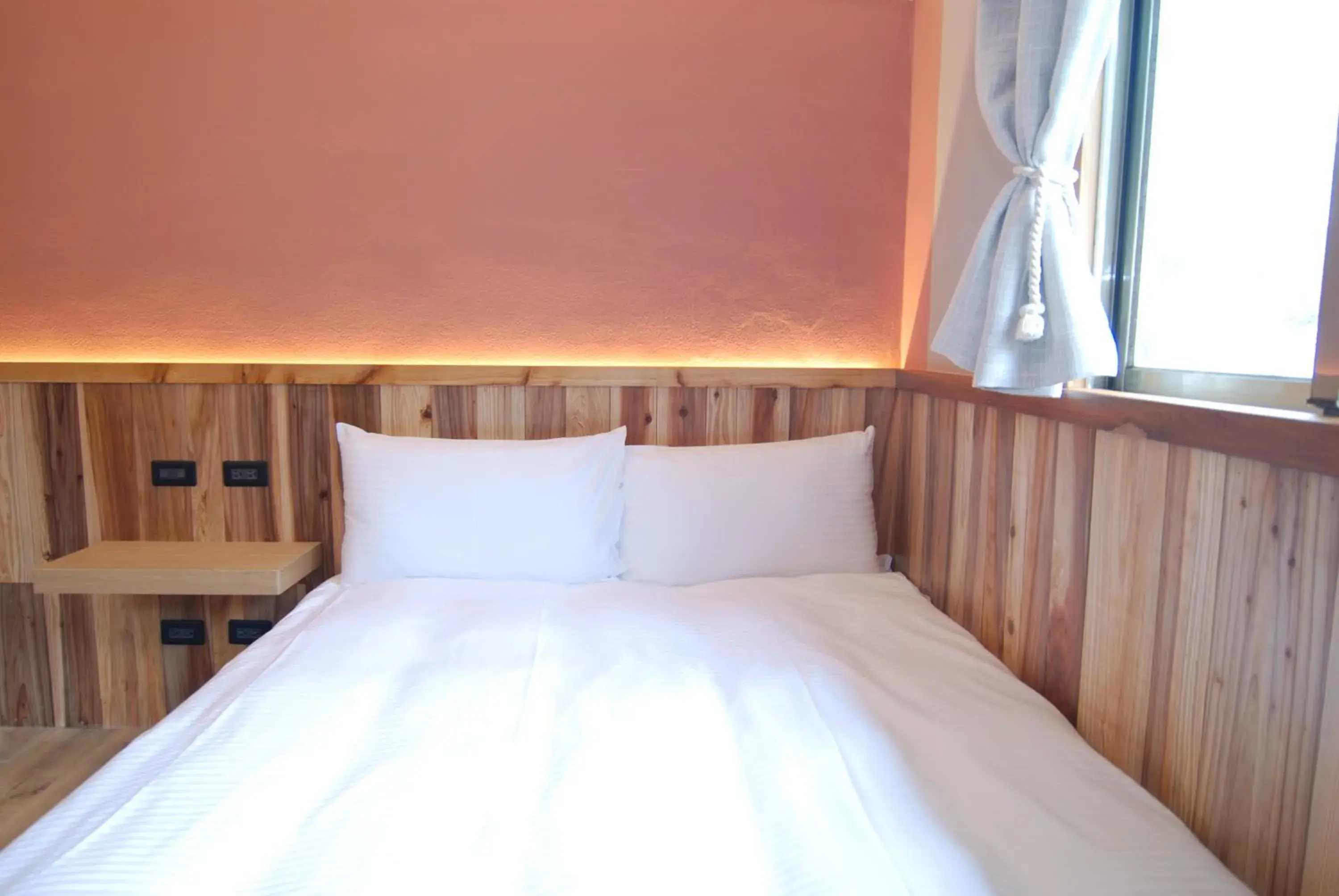 Bed in MountainTraveler Bed in MountainTraveler