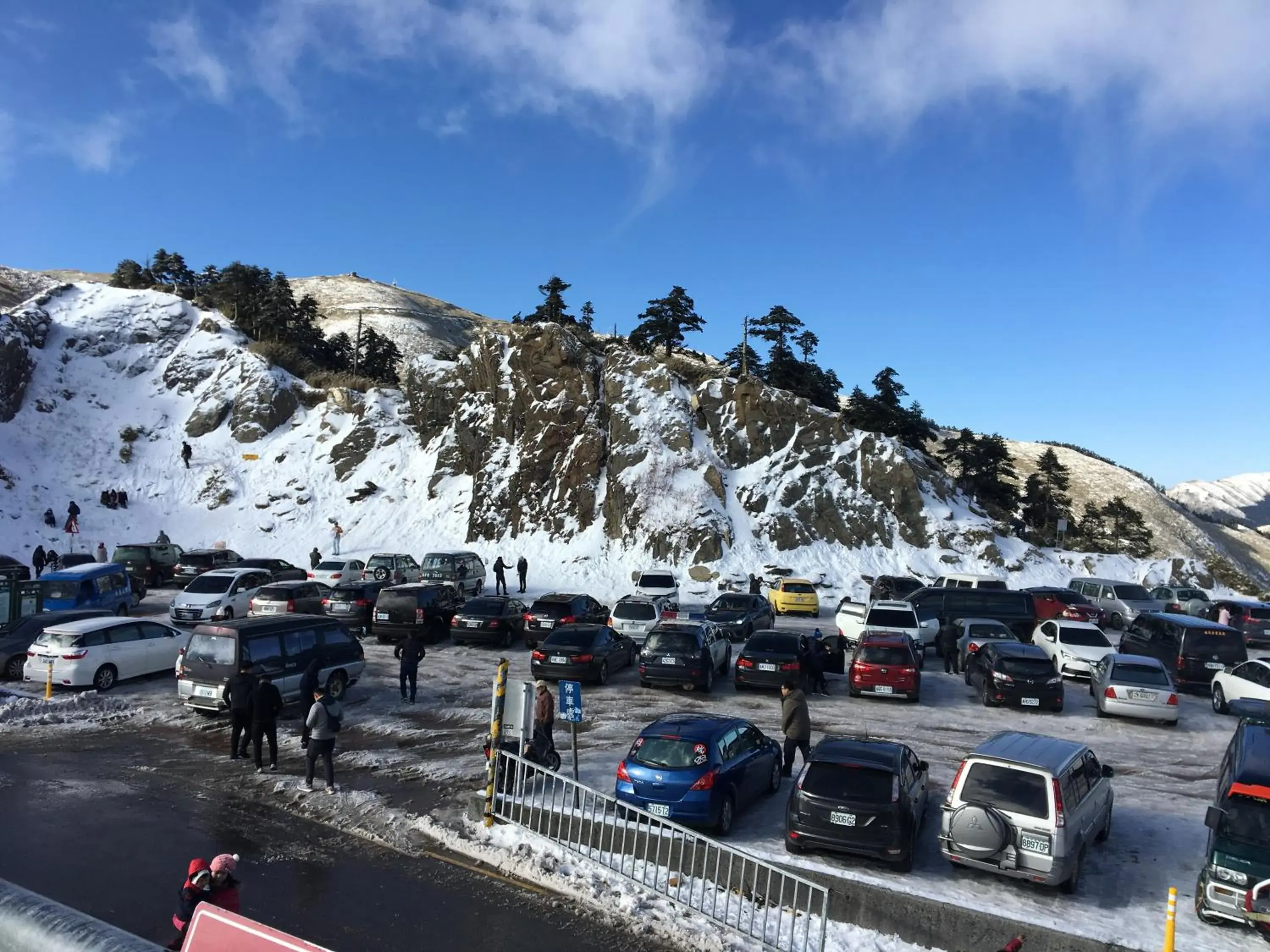 MountainTraveler MountainTraveler