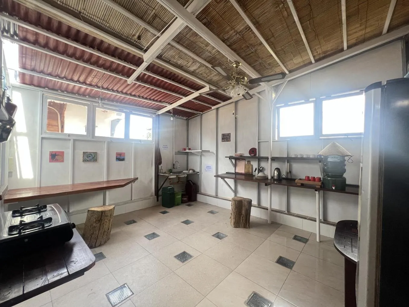 Kitchen or kitchenette in Seabreeze Hostel Bali