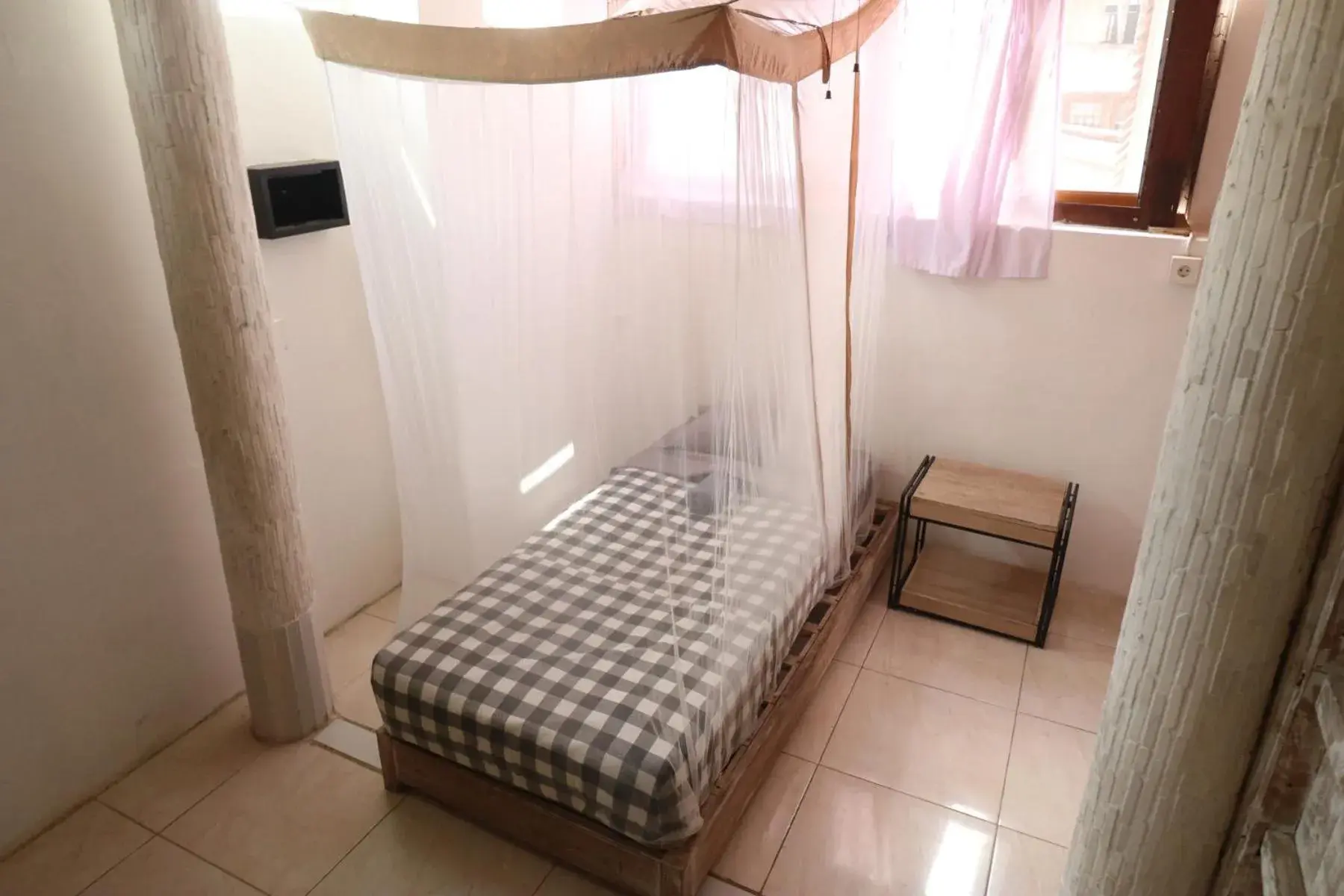 Single Room with Shared Bathroom - single occupancy in Seabreeze Hostel Bali Single Room with Shared Bathroom - single occupancy in Seabreeze Hostel Bali