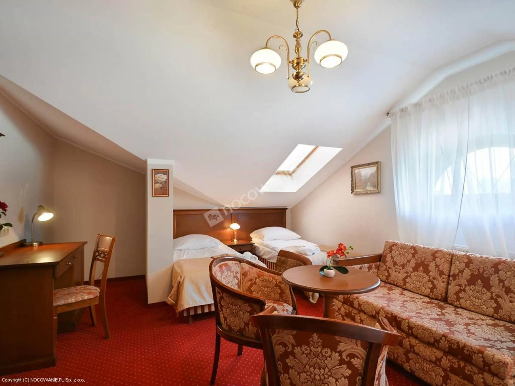 Photo of the whole room in Dworek Vesaria