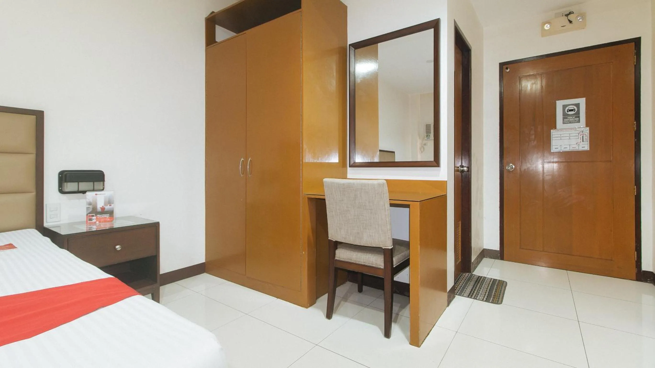 Bed in RedDoorz near Angeles University Foundation