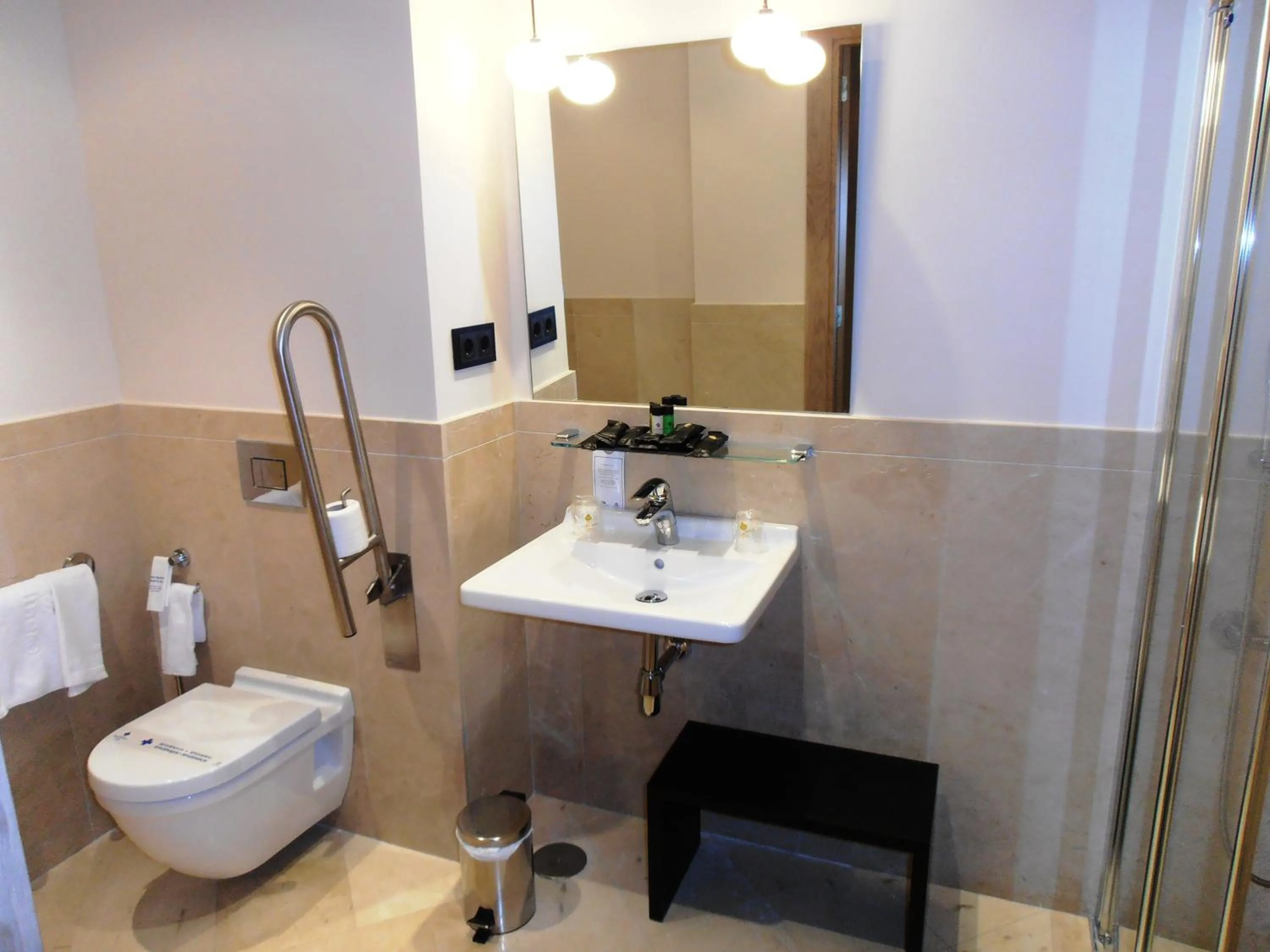 Bathroom in Gran Hotel Sardinero