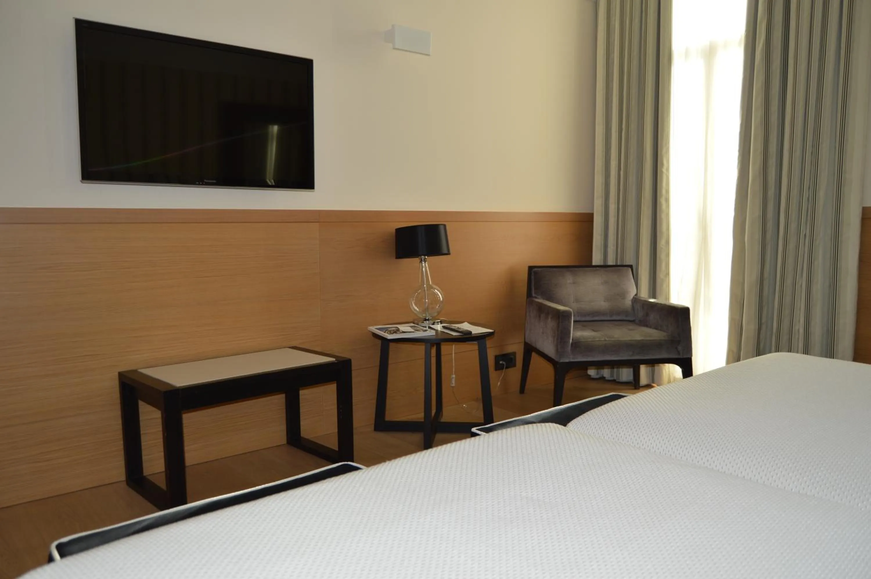 Photo of the whole room, Bed in Gran Hotel Sardinero