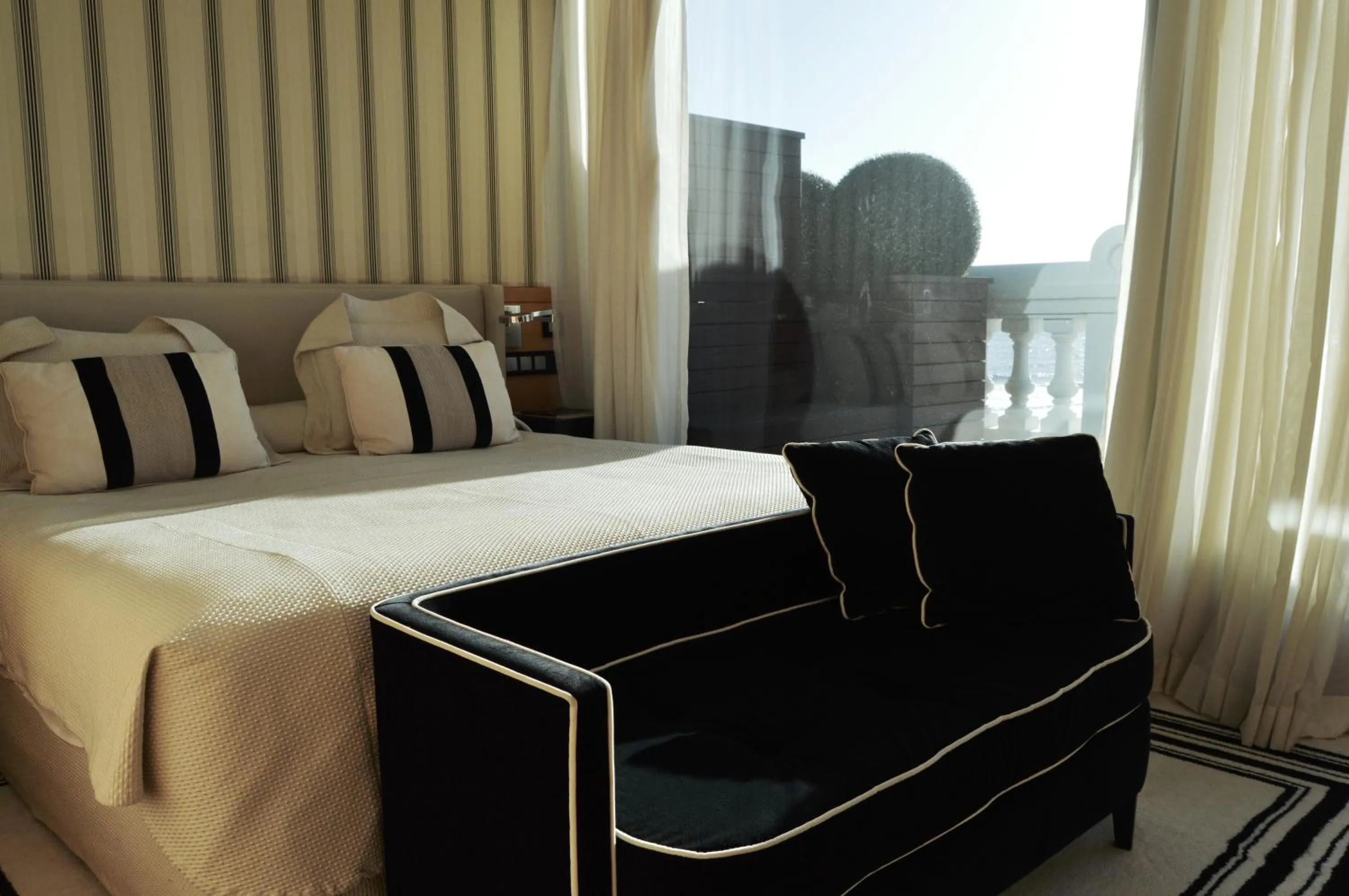 Photo of the whole room, Bed in Gran Hotel Sardinero