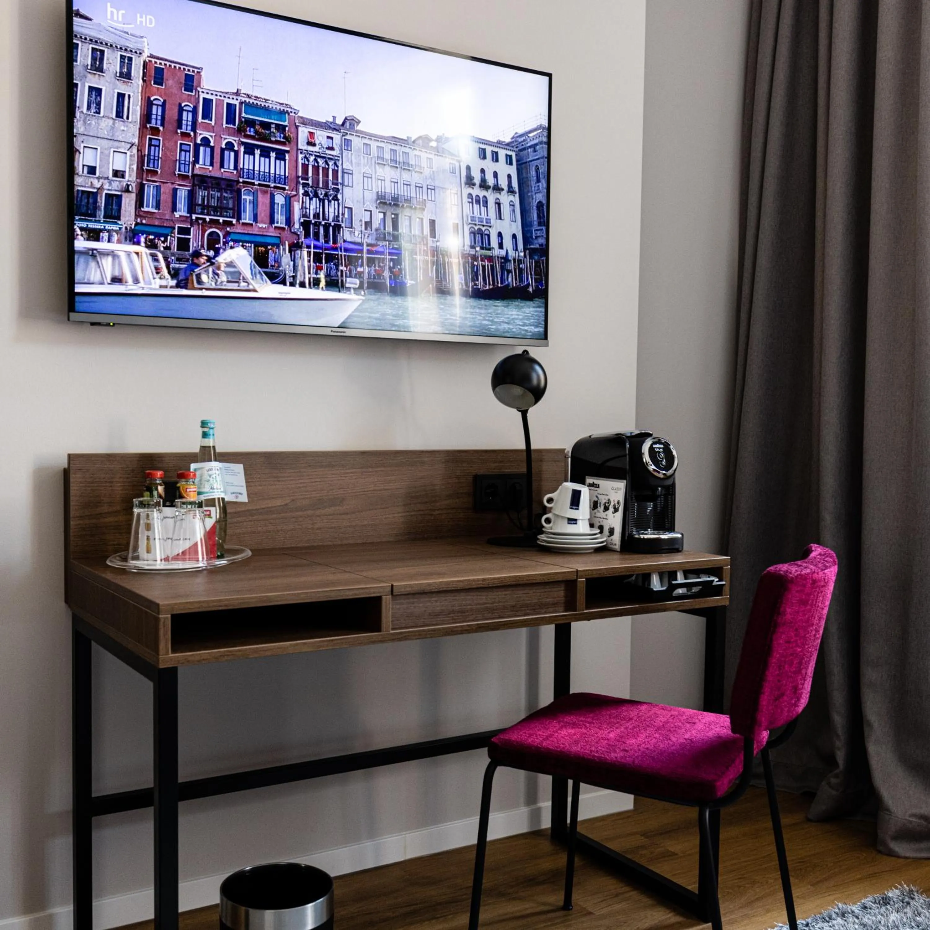 TV and multimedia in Das Mühlentor Hotel