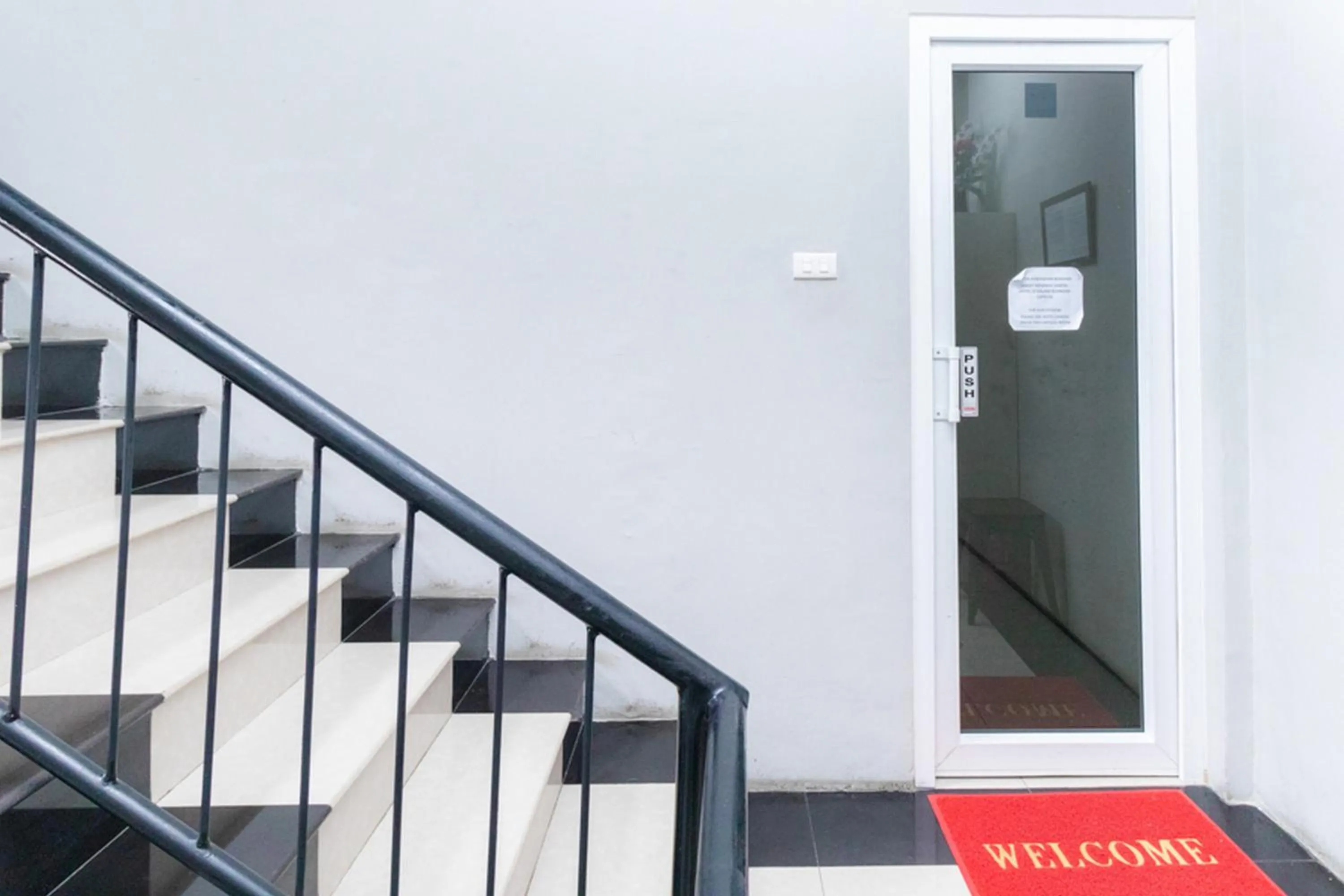 RedDoorz Hostel @ Capsule Inn Medan