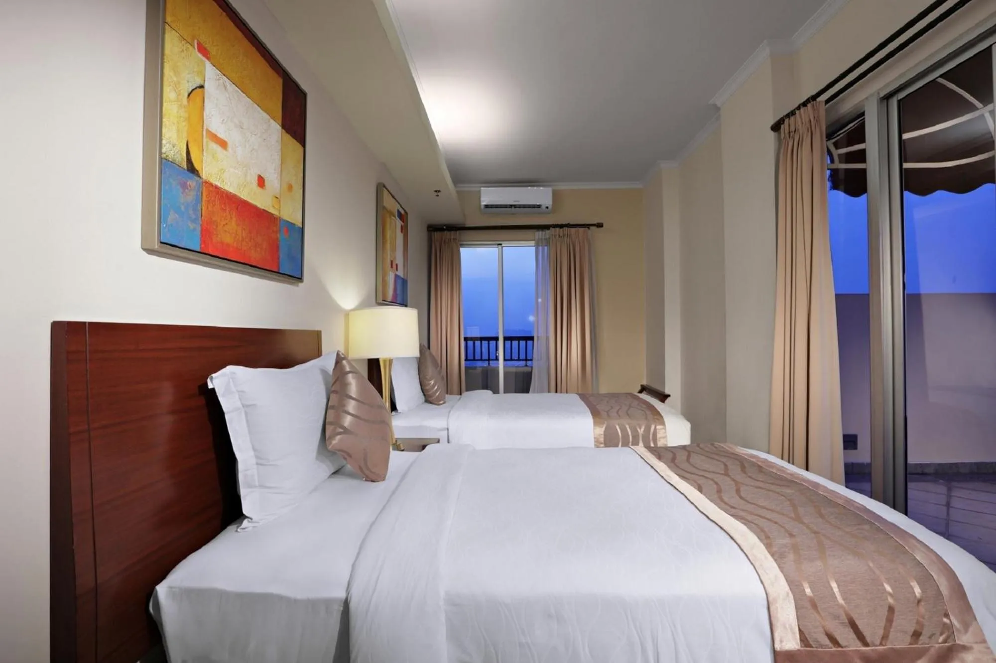 Bedroom, Bed in Grand Dafam Ancol Jakarta