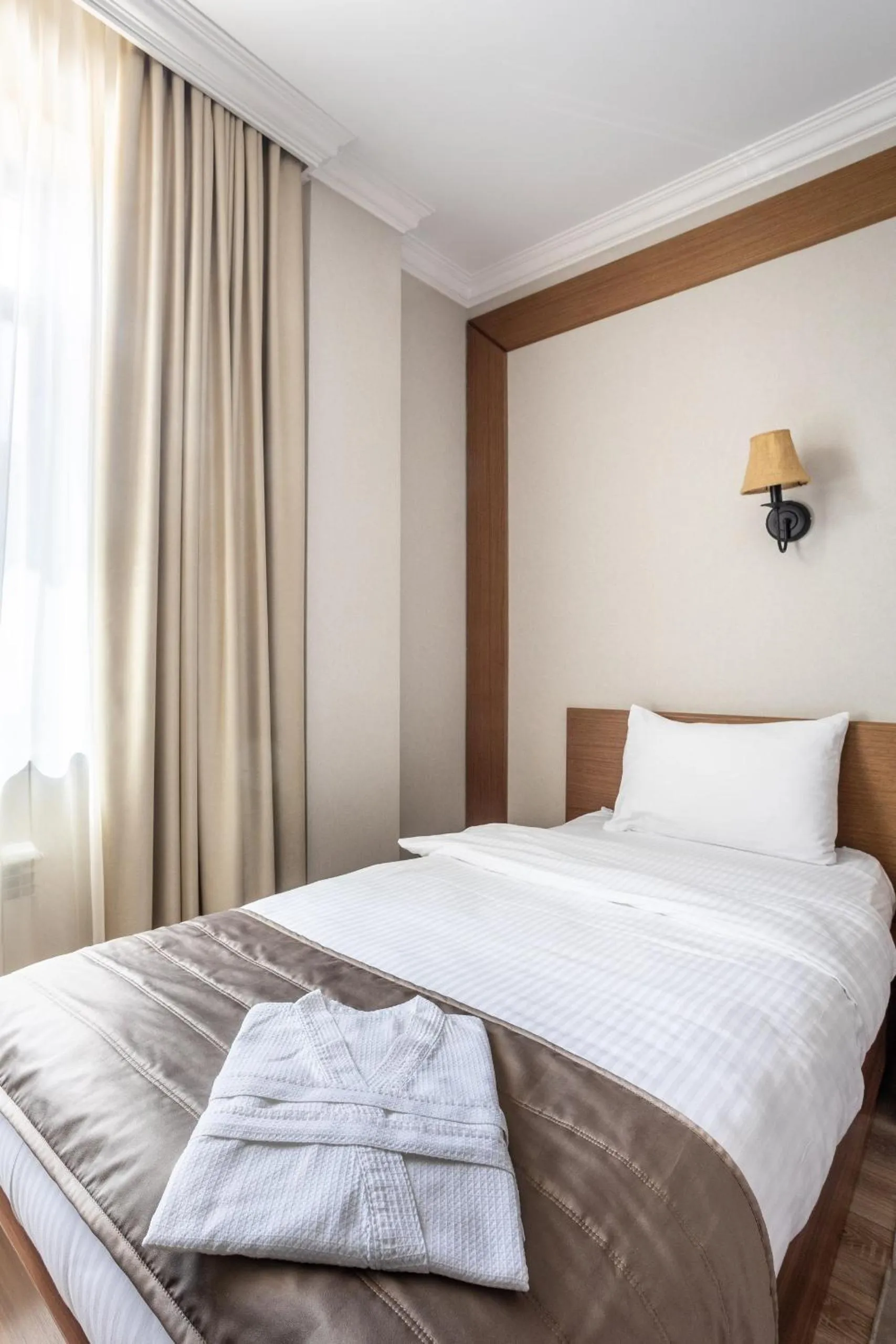 Bed in Sacvoyage Hotel