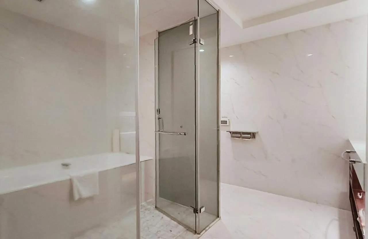 Bathroom in S Aura Hotel